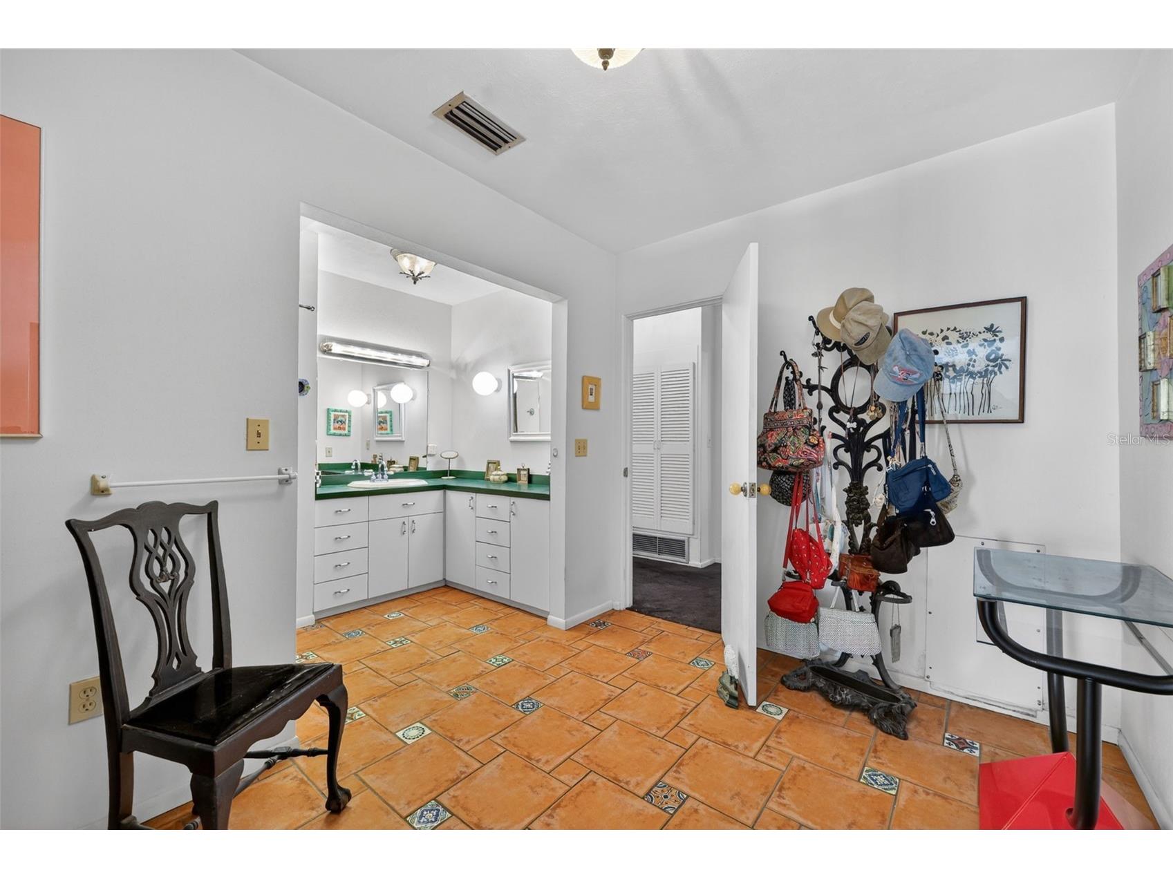 6100 Hollywood Boulevard Sarasota FL 34231 A4692788 image30