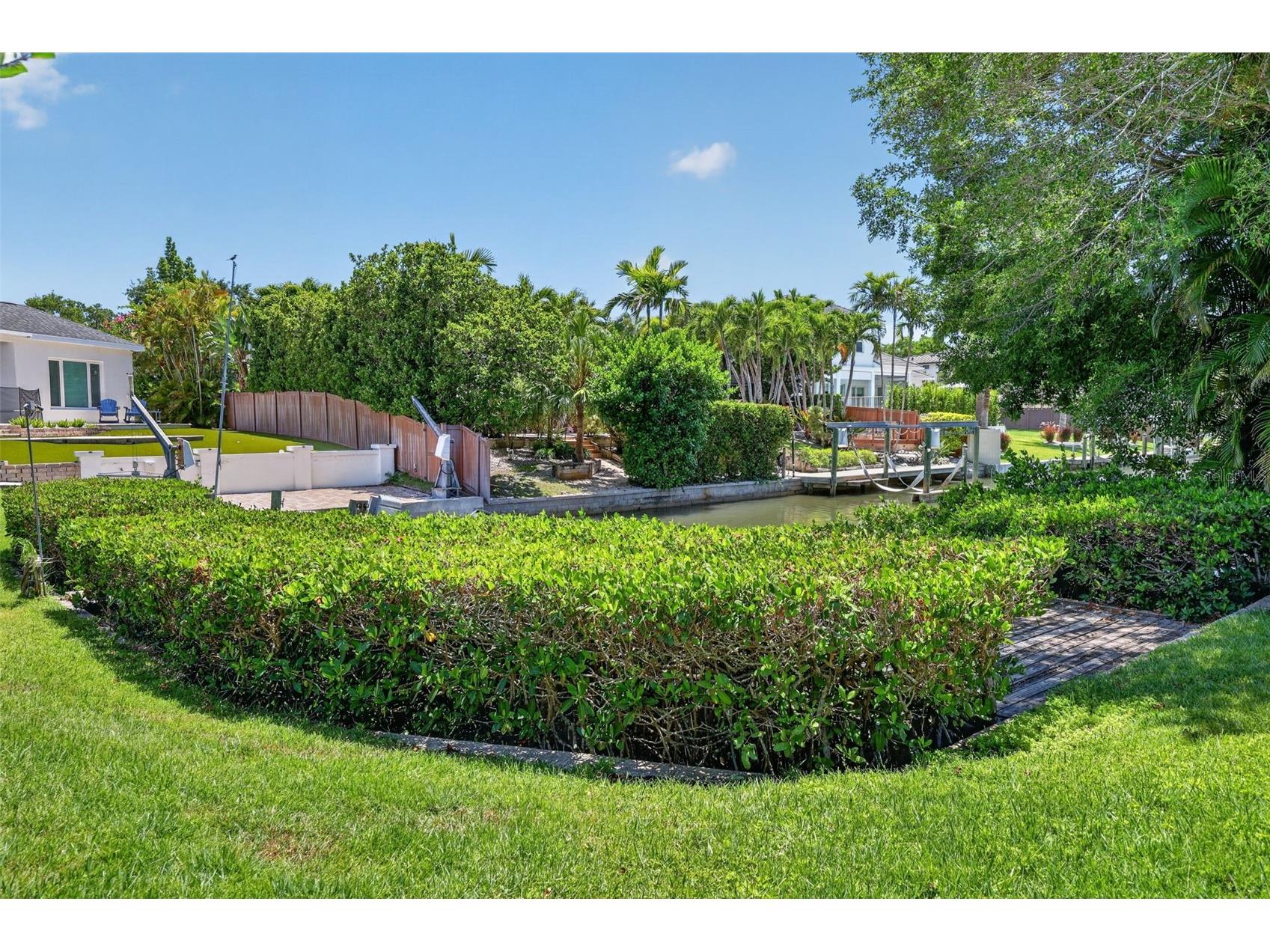 6100 Hollywood Boulevard Sarasota FL 34231 A4692788 image39