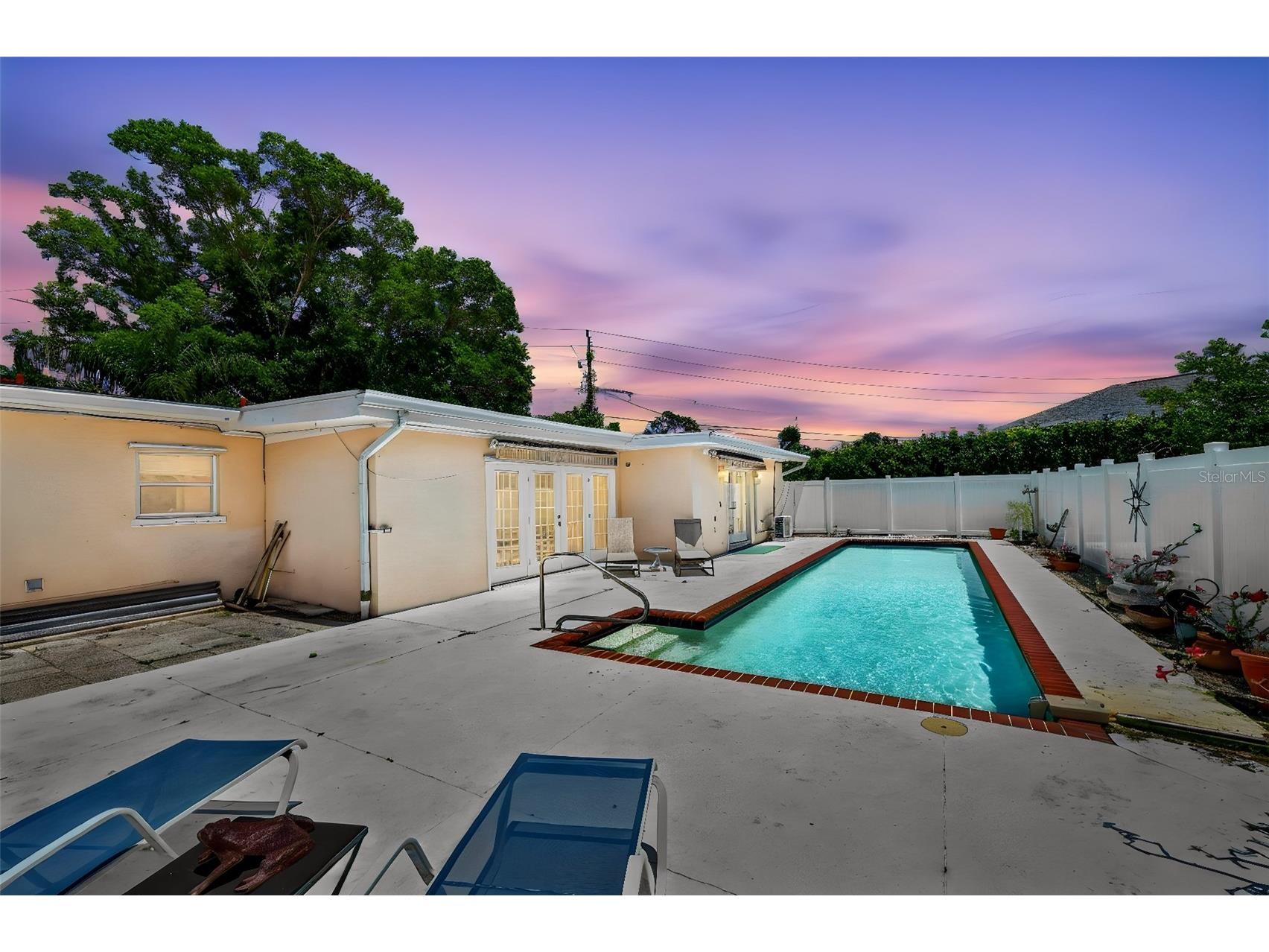 6100 Hollywood Boulevard Sarasota FL 34231 A4692788 image4
