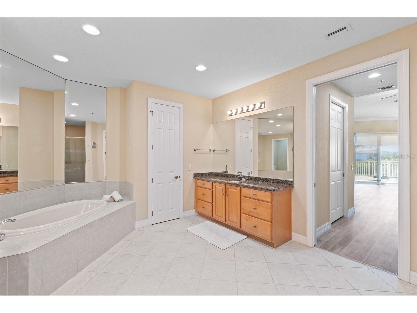6100 Jessie Harbor Drive #202 Osprey FL 34229 A4690969 image54