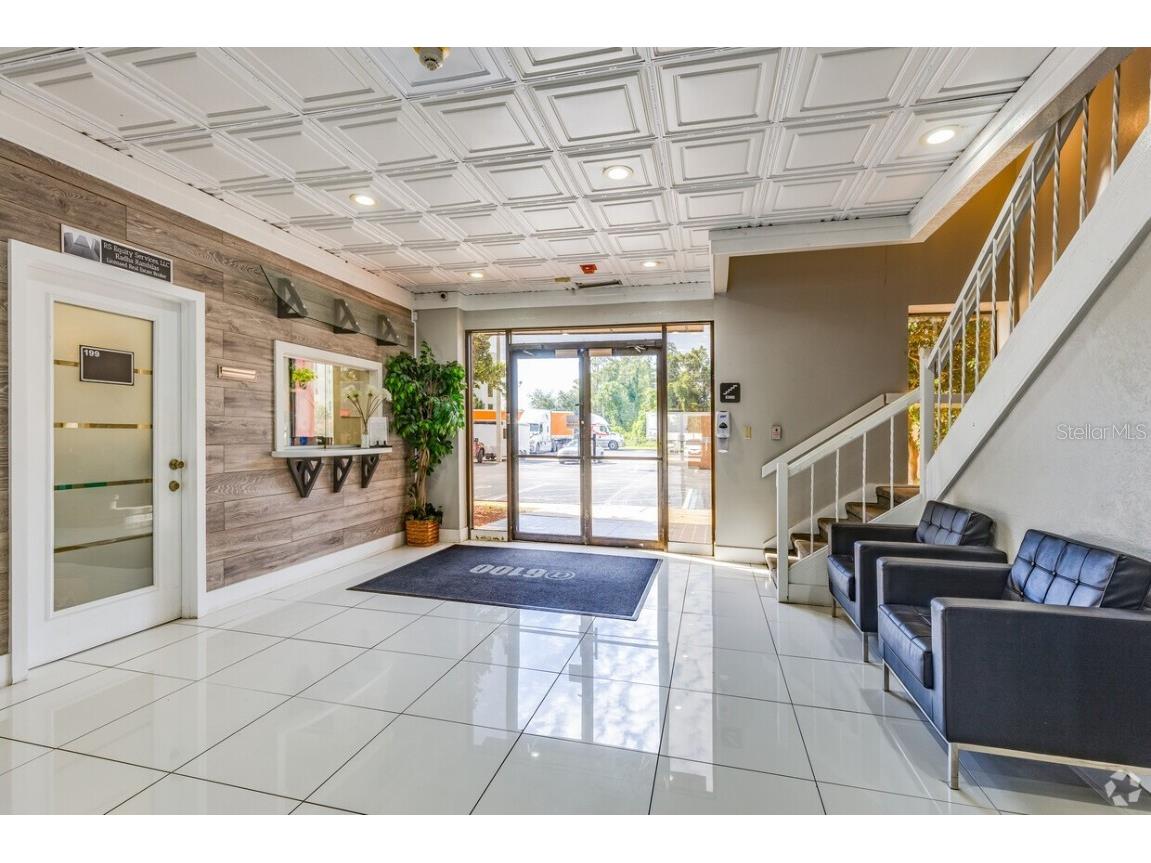 6100 Lake Ellenor Drive Orlando FL 32809 R4906697 image1