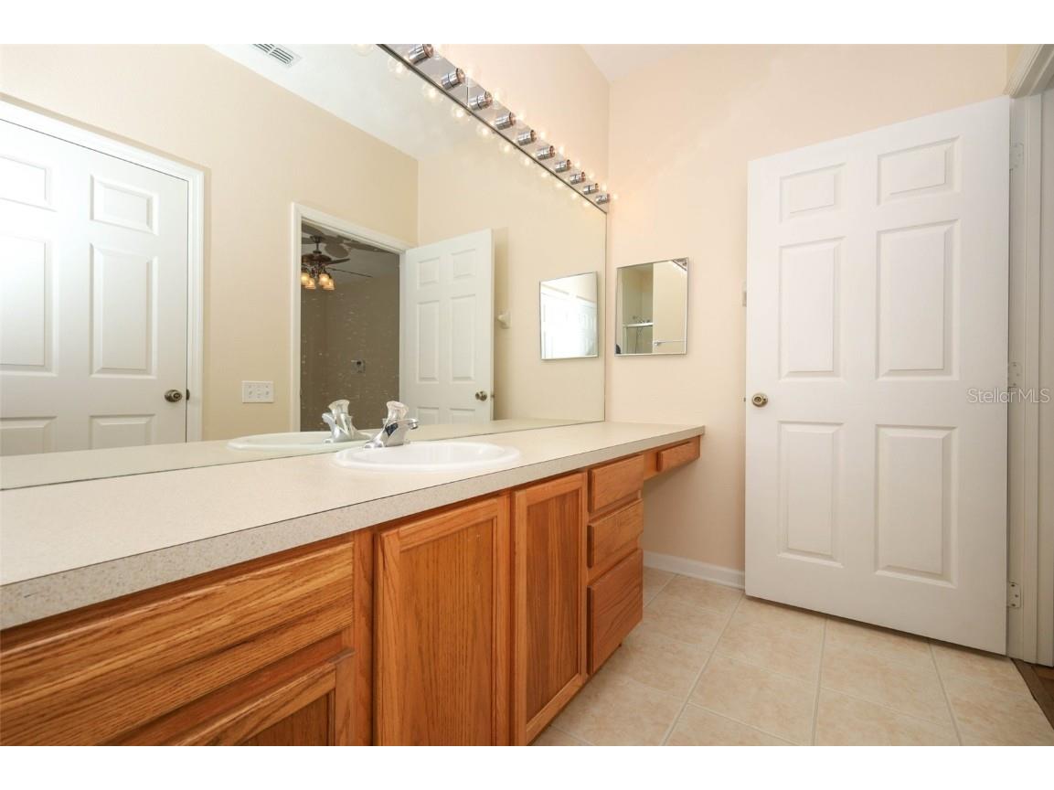 6100 Stevenson Drive #104 Orlando FL 32835 O6362457 image21