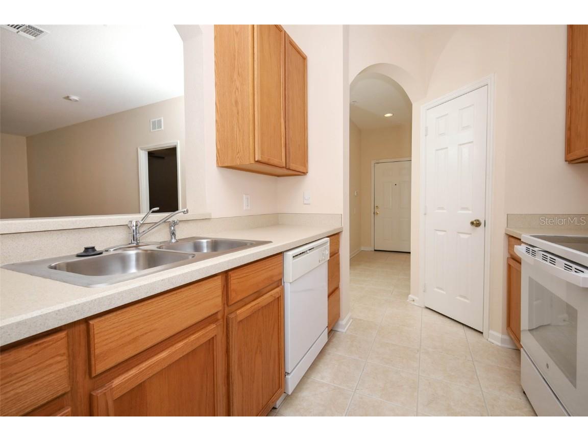 6100 Stevenson Drive #104 Orlando FL 32835 O6362457 image7