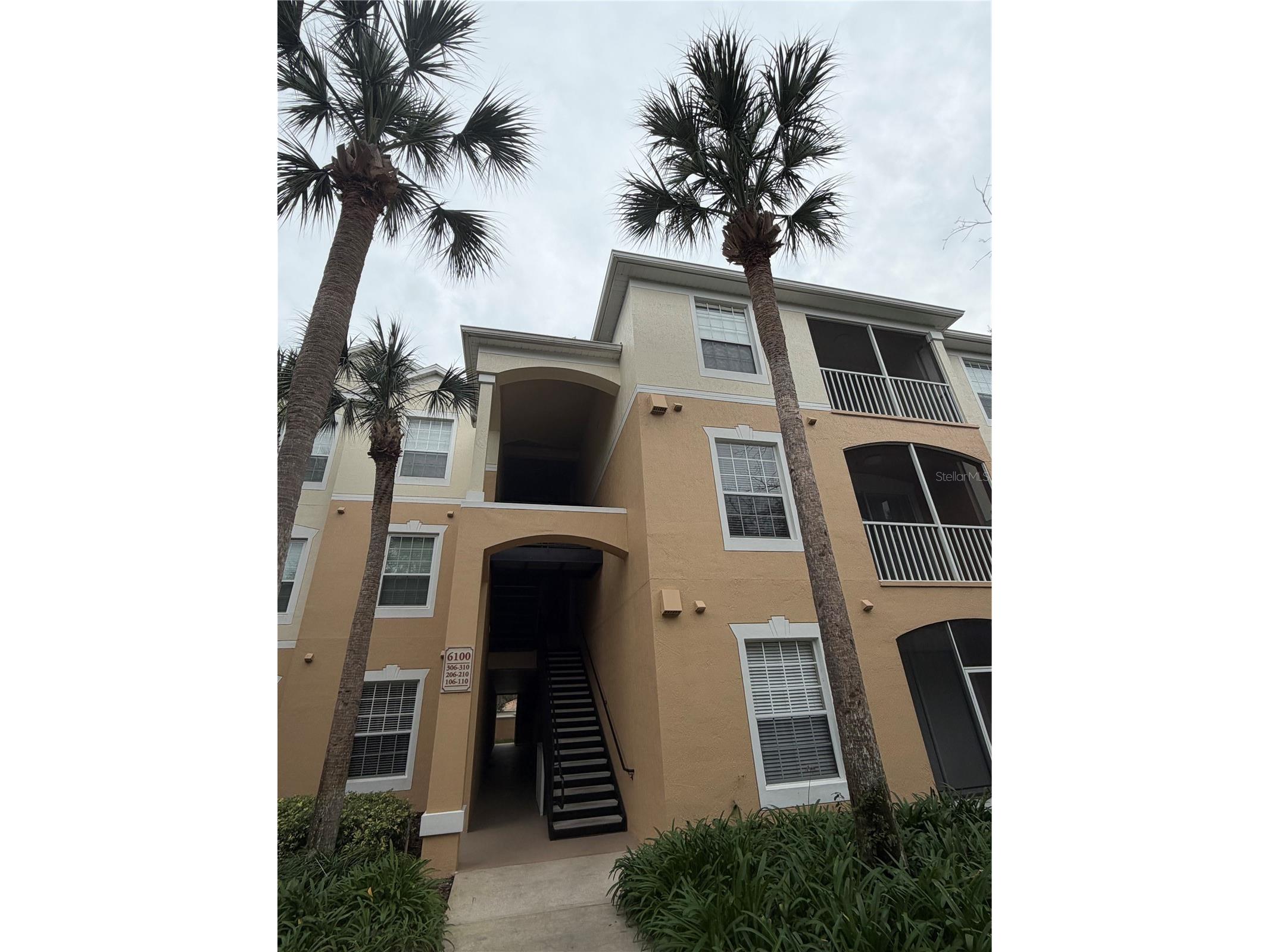 6100 Stevenson Drive #207 Orlando FL 32835 O6374123 image1