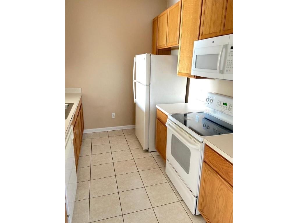 6100 Stevenson Drive #208 Orlando FL 32835 O6333671 image4