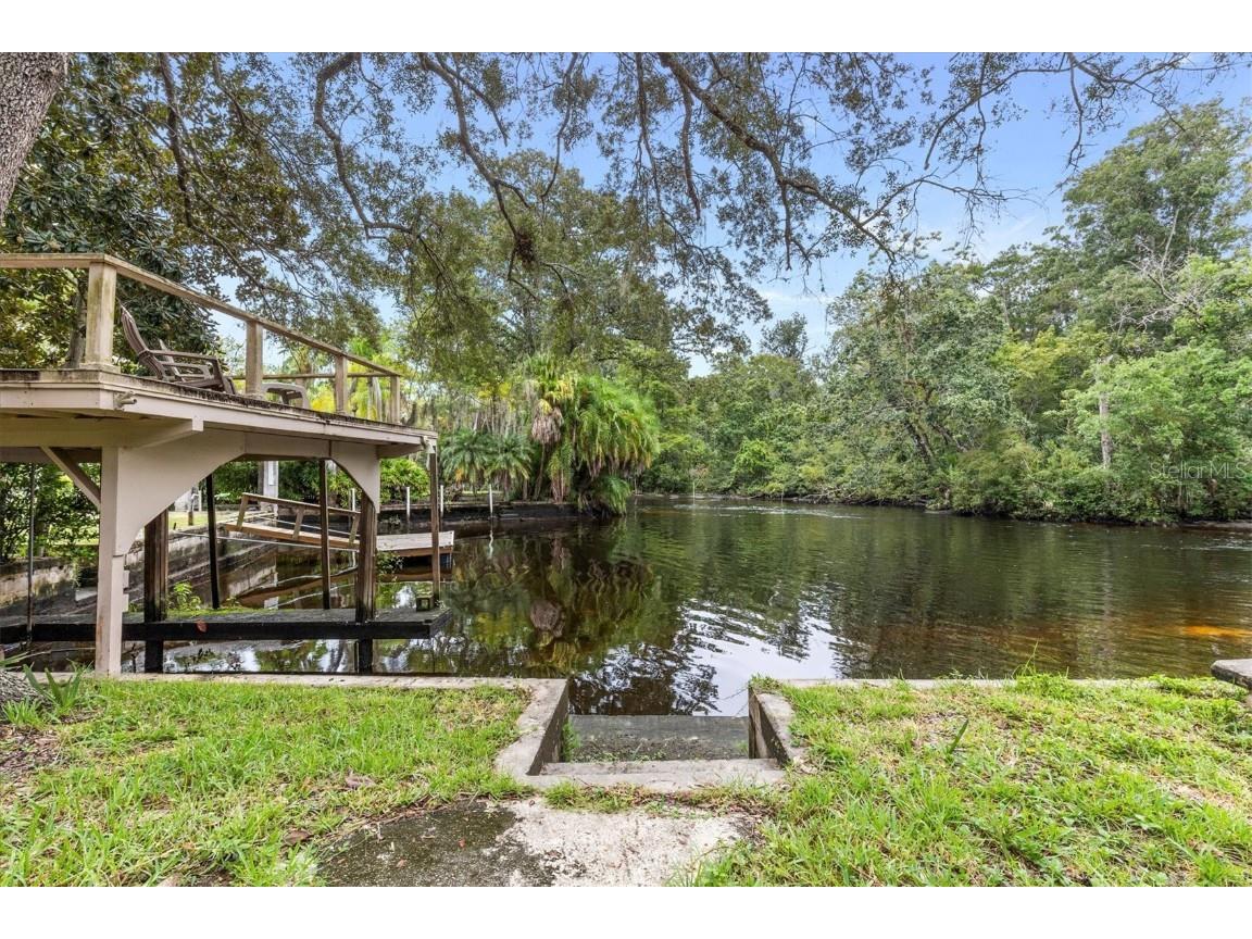 6100 Waverly Road Weeki Wachee FL 34607 - WEEKI WACHEE RIVER W7878507 image1
