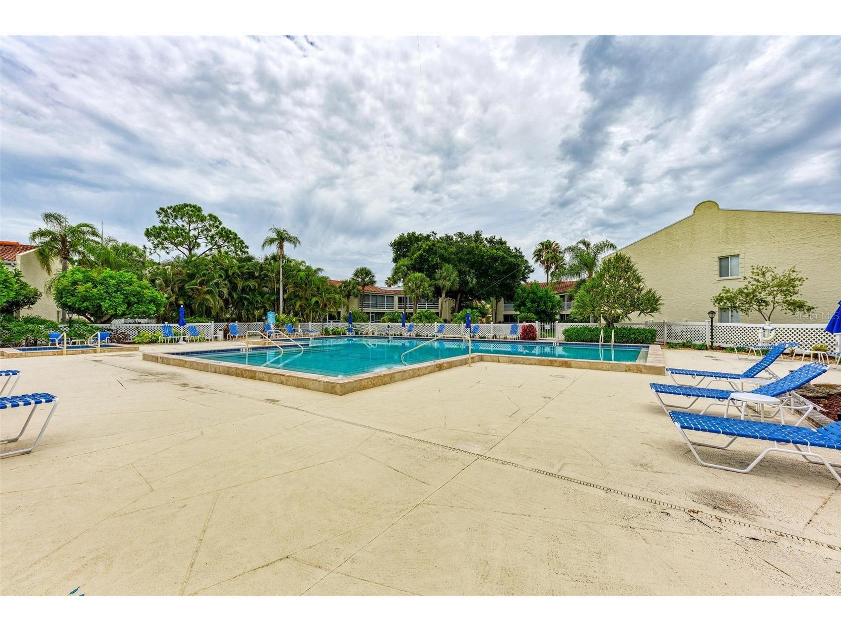 6101 34th Street W #11G Bradenton FL 34210 A4684403 image43
