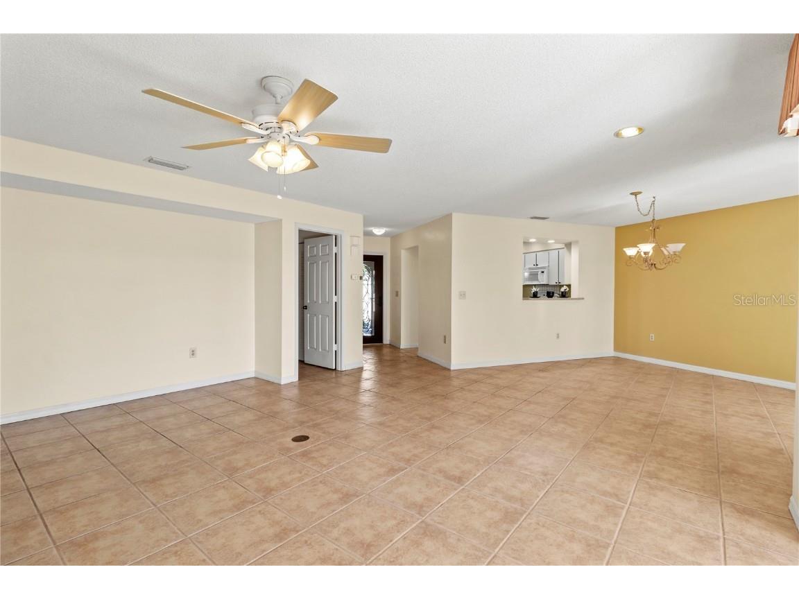 6101 34th Street W #14B Bradenton FL 34210 A4672421 image13