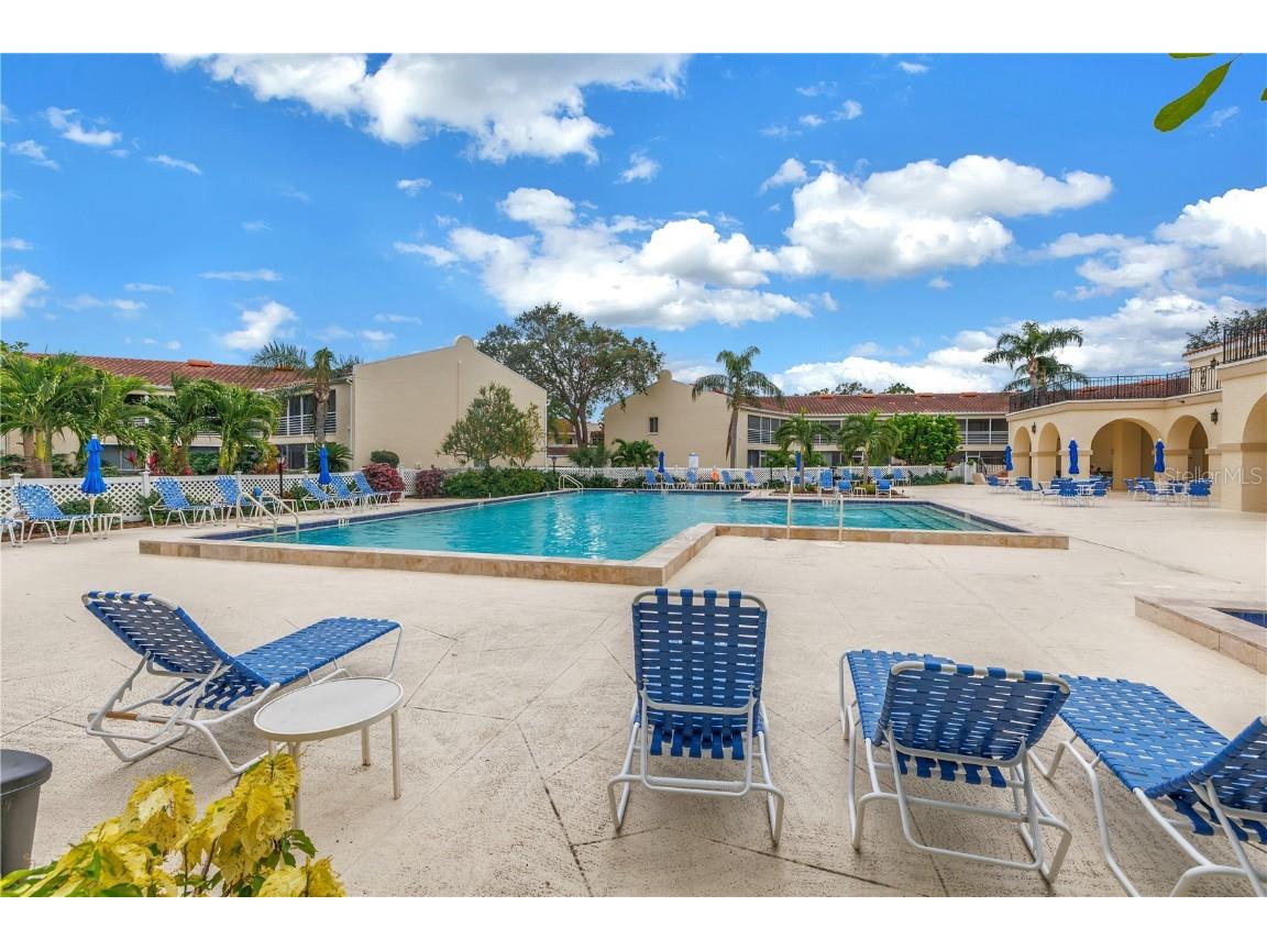 6101 34th Street W #19H Bradenton FL 34210 A4661127 image56