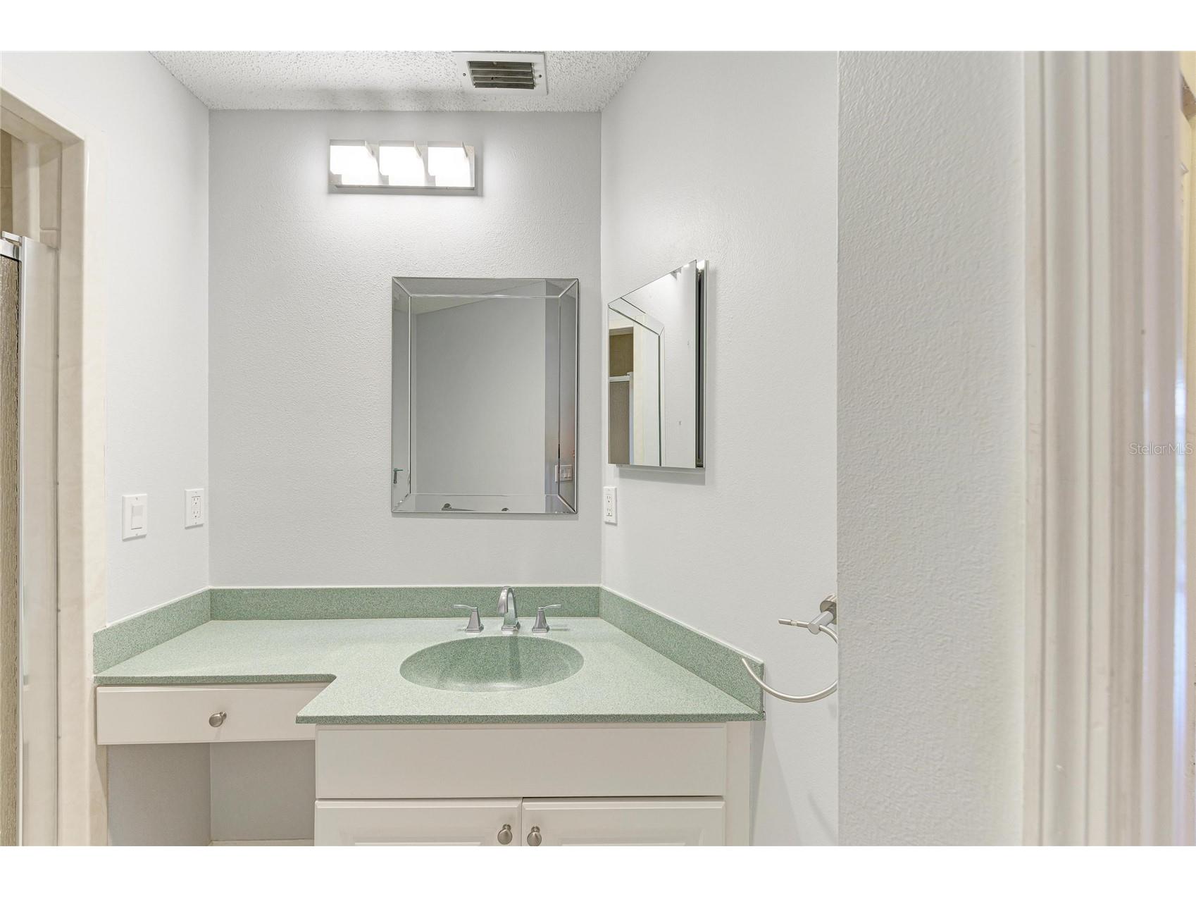 6101 34th Street W #20B Bradenton FL 34210 A4689140 image40