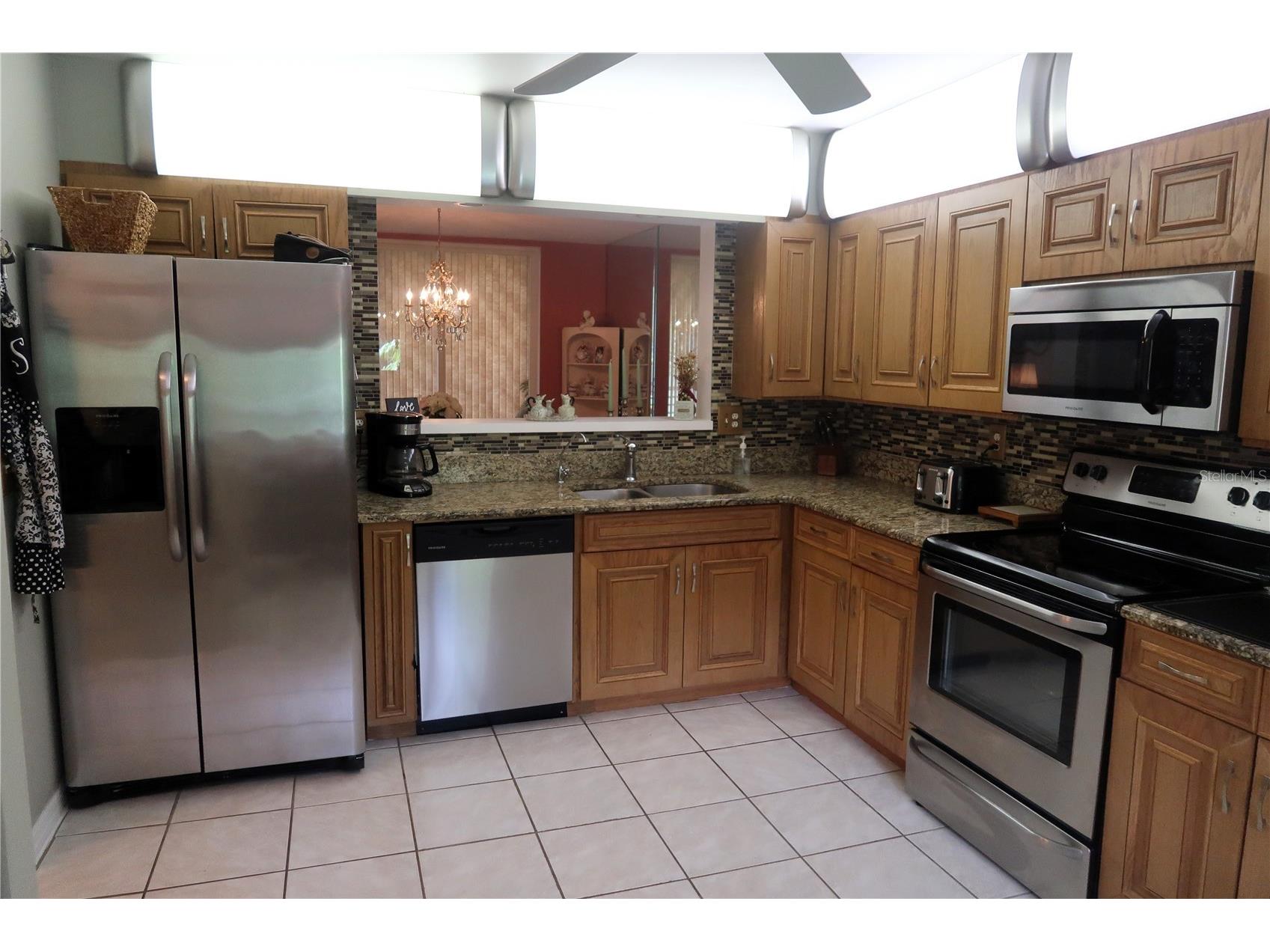 6101 34th Street W #24C Bradenton FL 34210 A4692921 image8