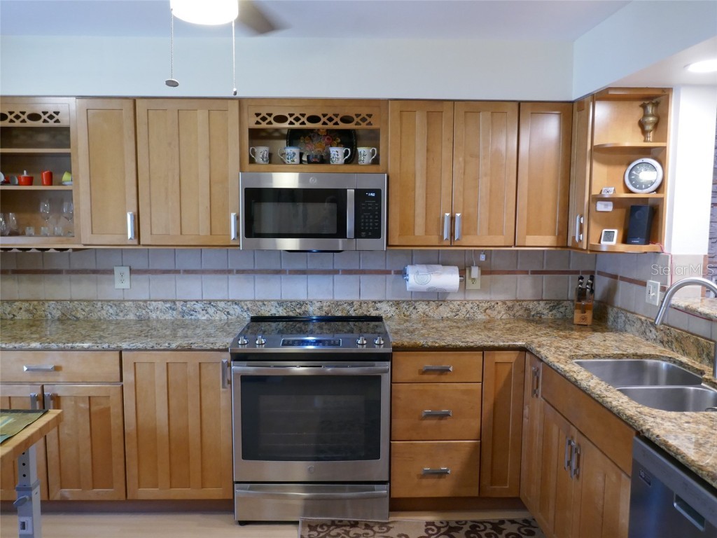 6101 34th Street W #31H Bradenton FL 34210 A4671286 image11