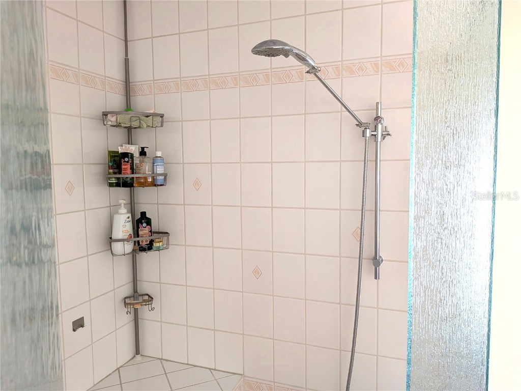 6101 34th Street W #31H Bradenton FL 34210 A4671286 image25