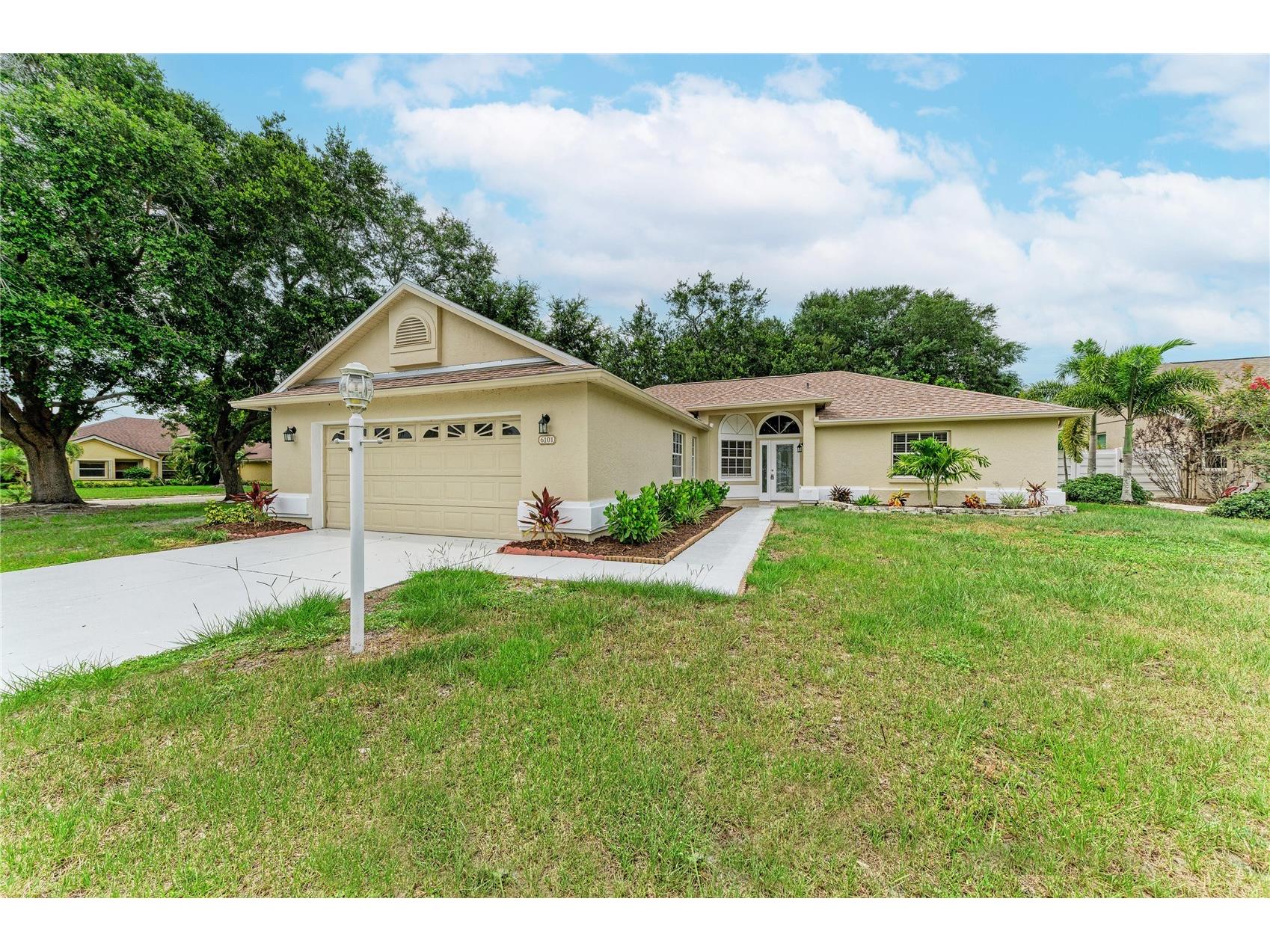 6101 55th Avenue Circle E Bradenton FL 34203 O6413807 image1
