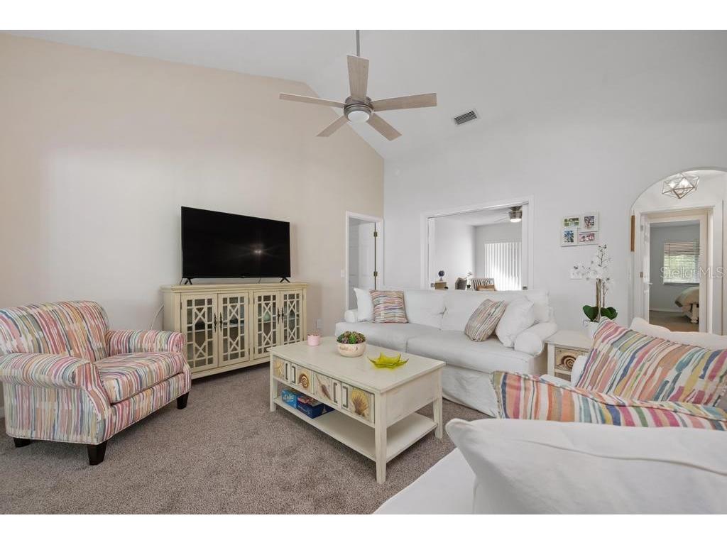 6101 W 34th Street W #6D Bradenton FL 34210 A4674661 image5