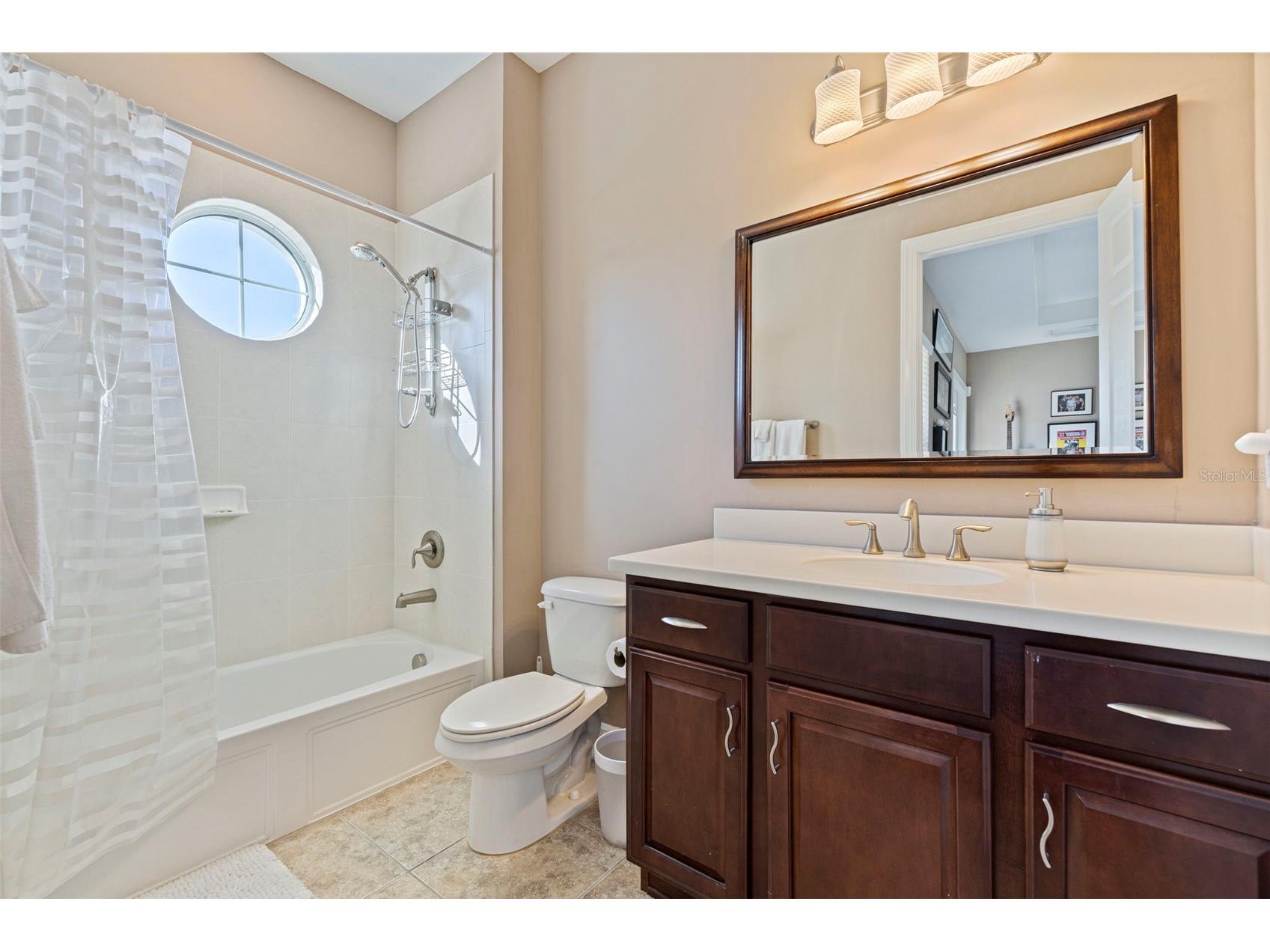 6101 Yeats Manor Drive Tampa FL 33616 TB8432516 image36