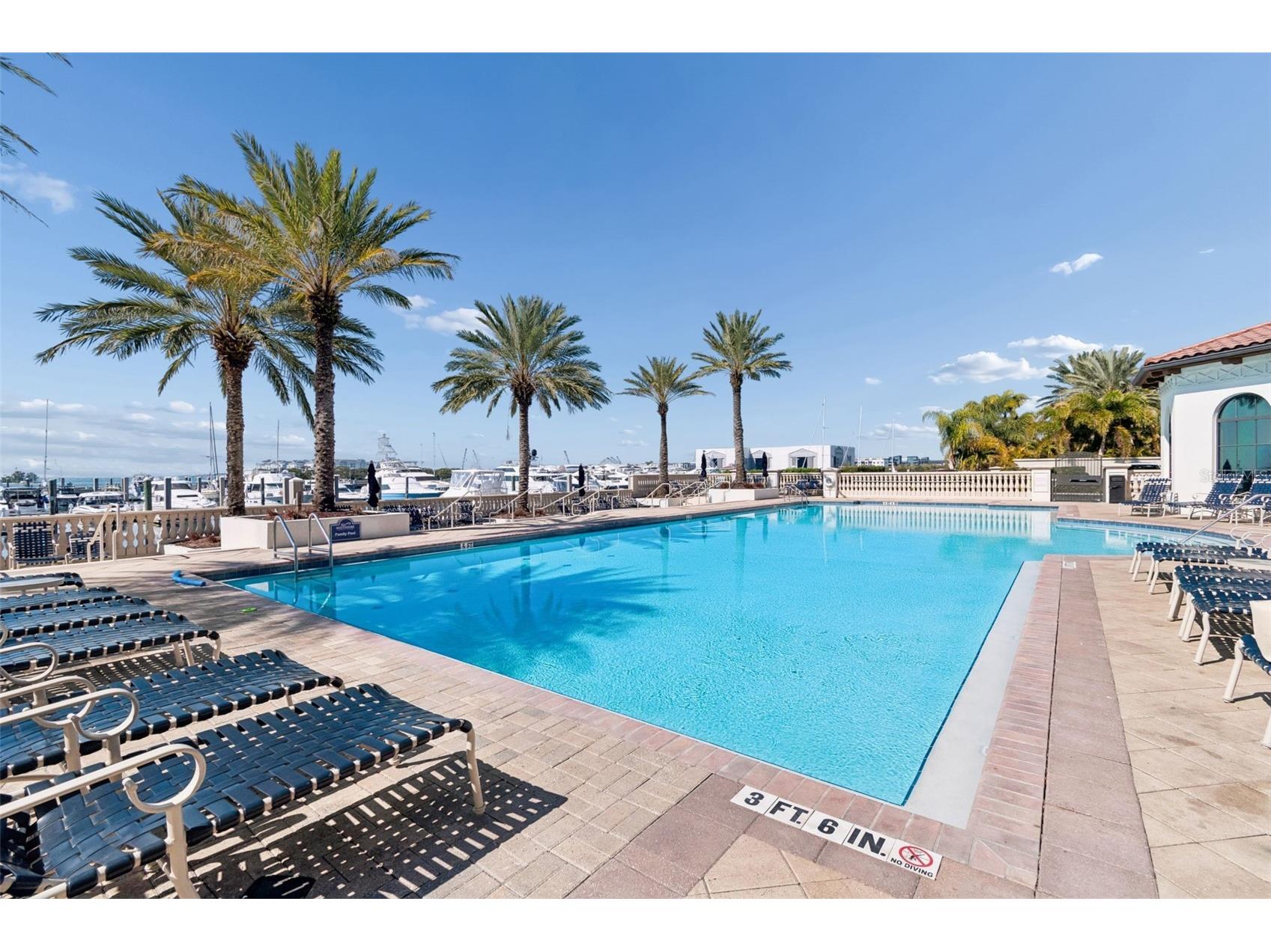 6101 Yeats Manor Drive Tampa FL 33616 TB8432516 image59