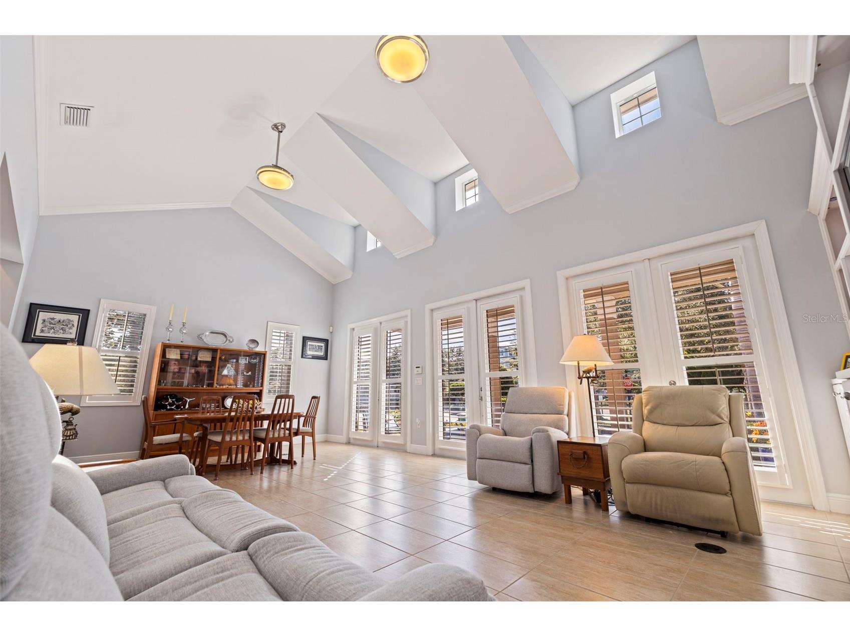 6101 Yeats Manor Drive Tampa FL 33616 TB8432516 image8