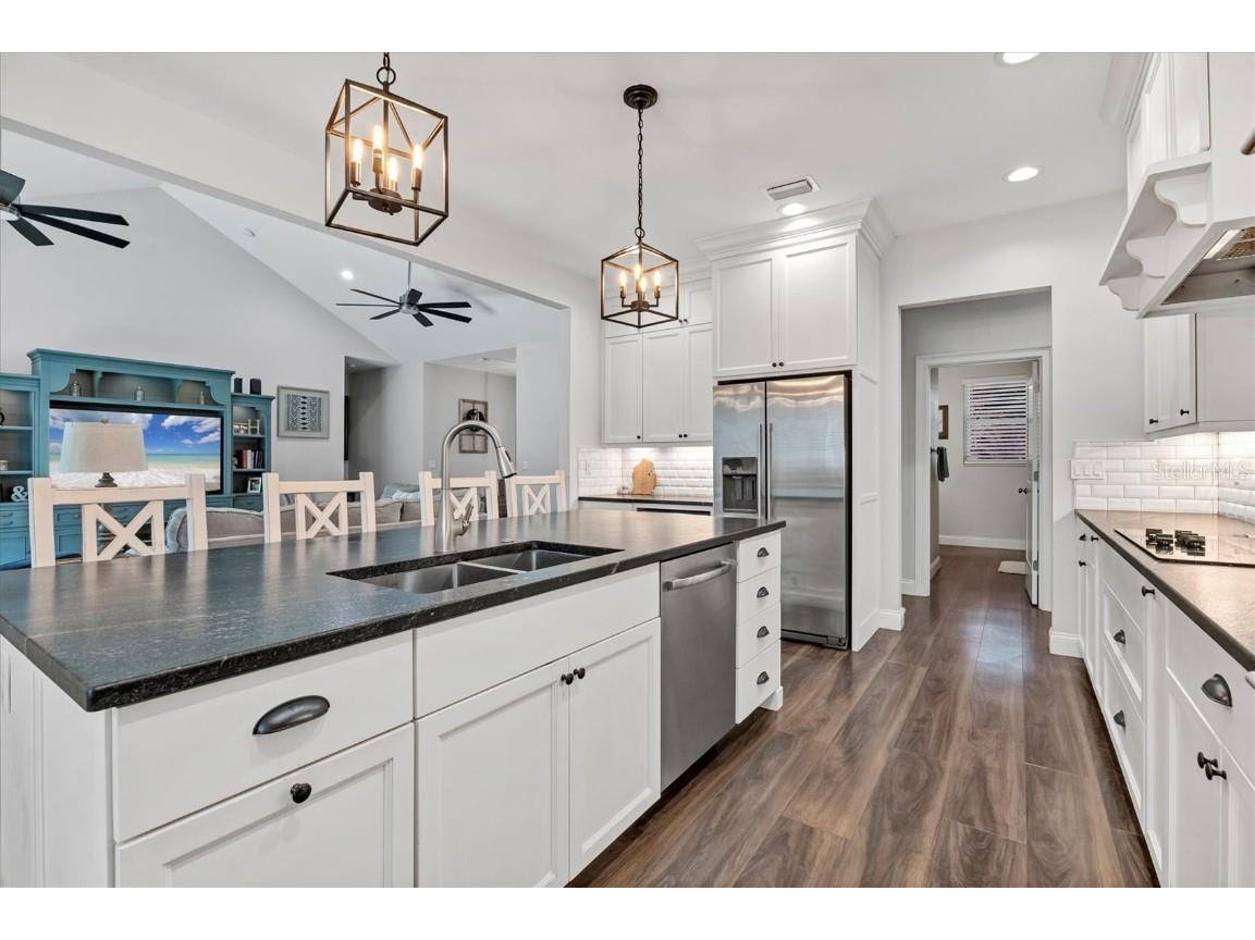 6102 9th Avenue Cir Ne Bradenton FL 34212 A4652042 image18