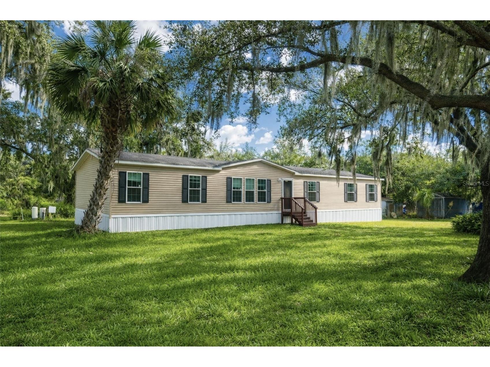 6102 Woodhaven Drive Lakeland FL 33811 TB8471987 image1