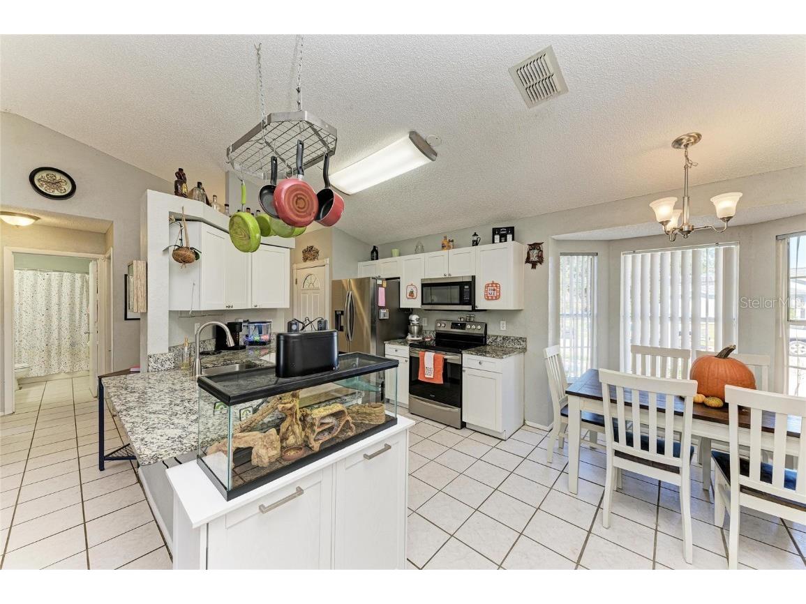 6103 65th Court E Palmetto FL 34221 A4669203 image11