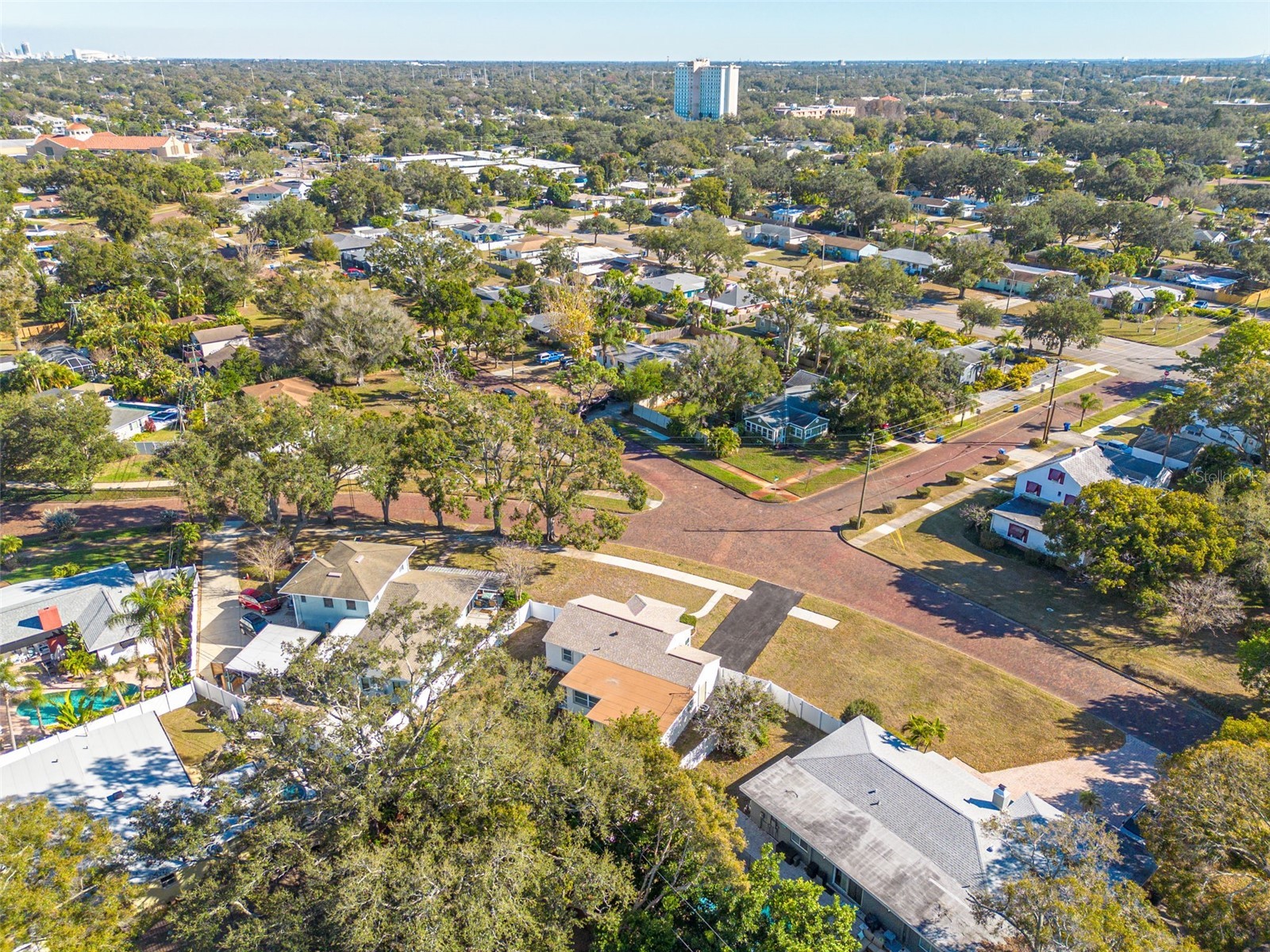 6103 6th Avenue N Saint Petersburg FL 33710 TB8468378 image38