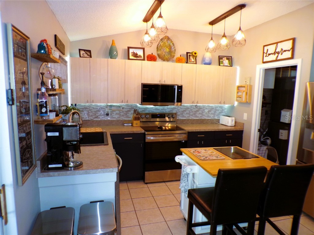 6104 65th Court E Palmetto FL 34221 A4672203 image10