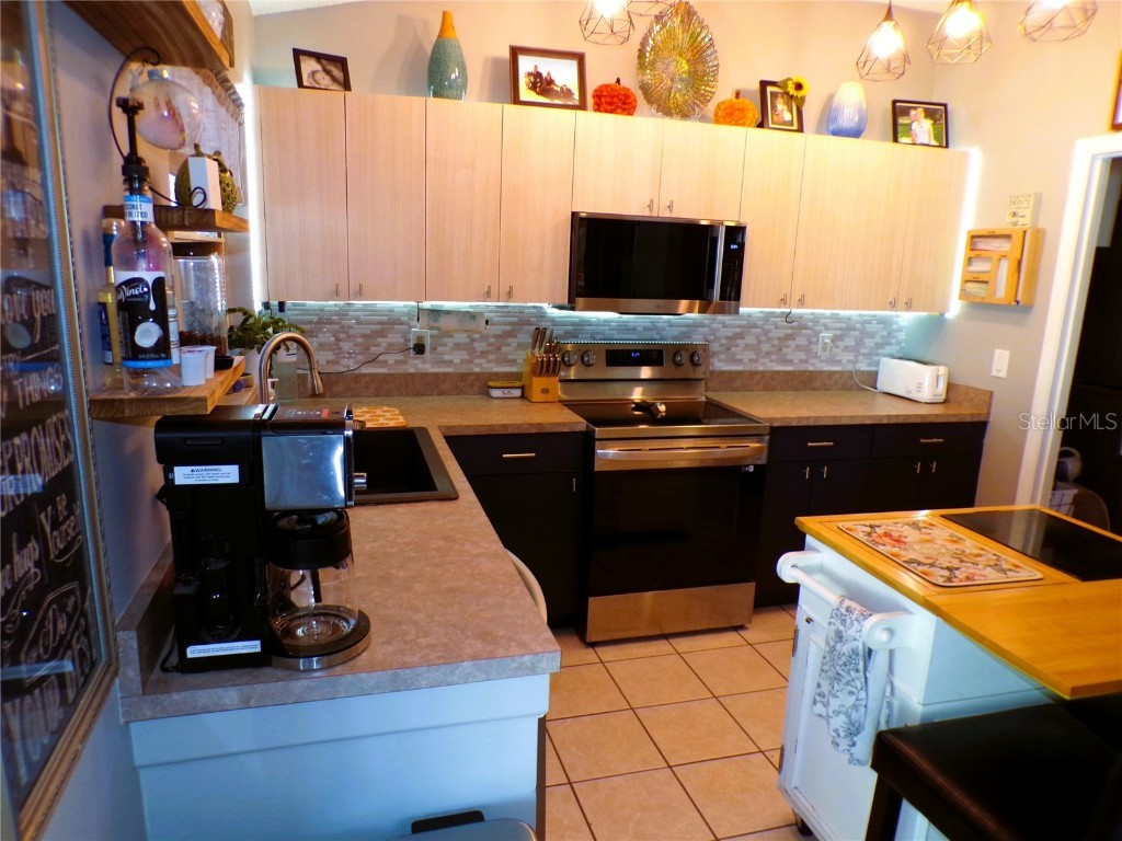 6104 65th Court E Palmetto FL 34221 A4672203 image16