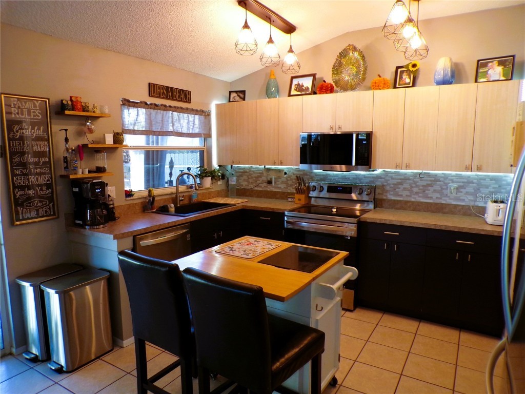 6104 65th Court E Palmetto FL 34221 A4672203 image17