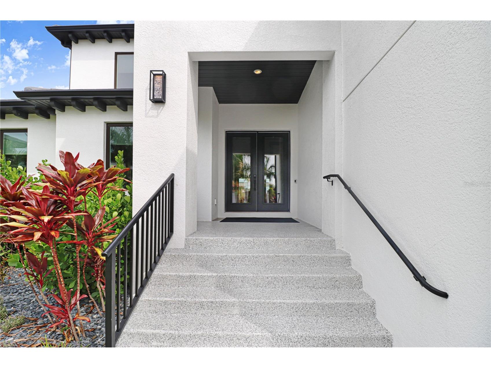 6104 Lagomar Lane Apollo Beach FL 33572 TB8518543 image5