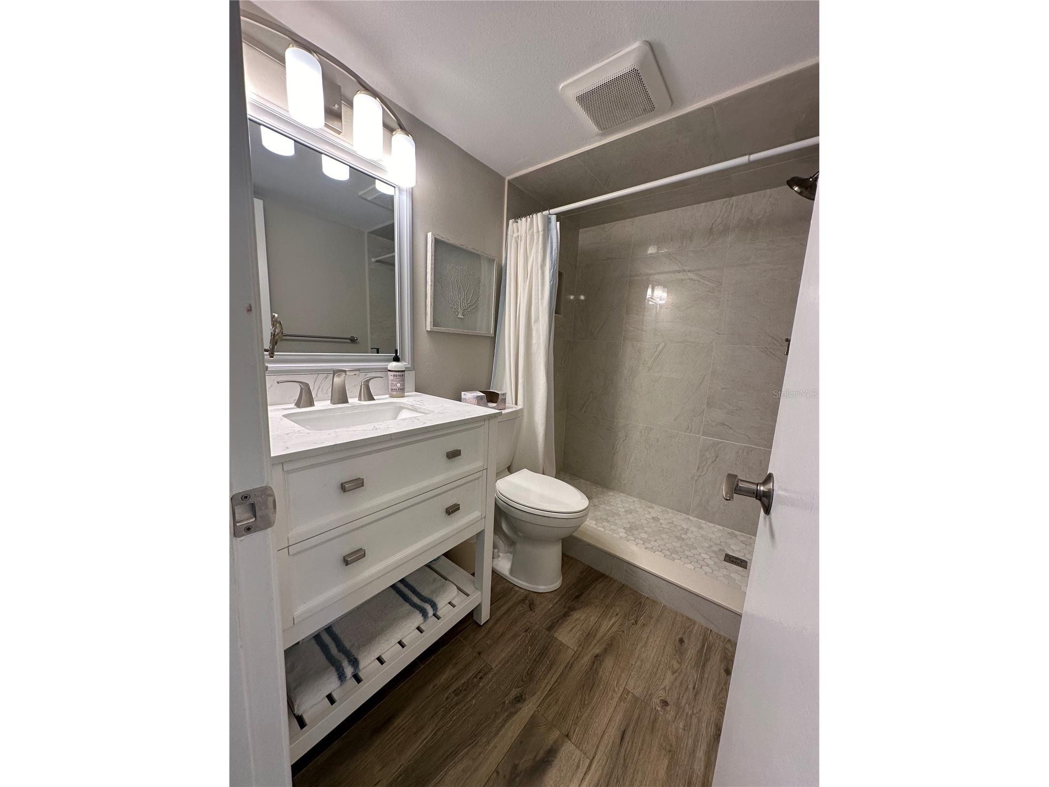 6104 Palma Del Mar Boulevard S #102 Saint Petersburg FL 33715 TB8504277 image16