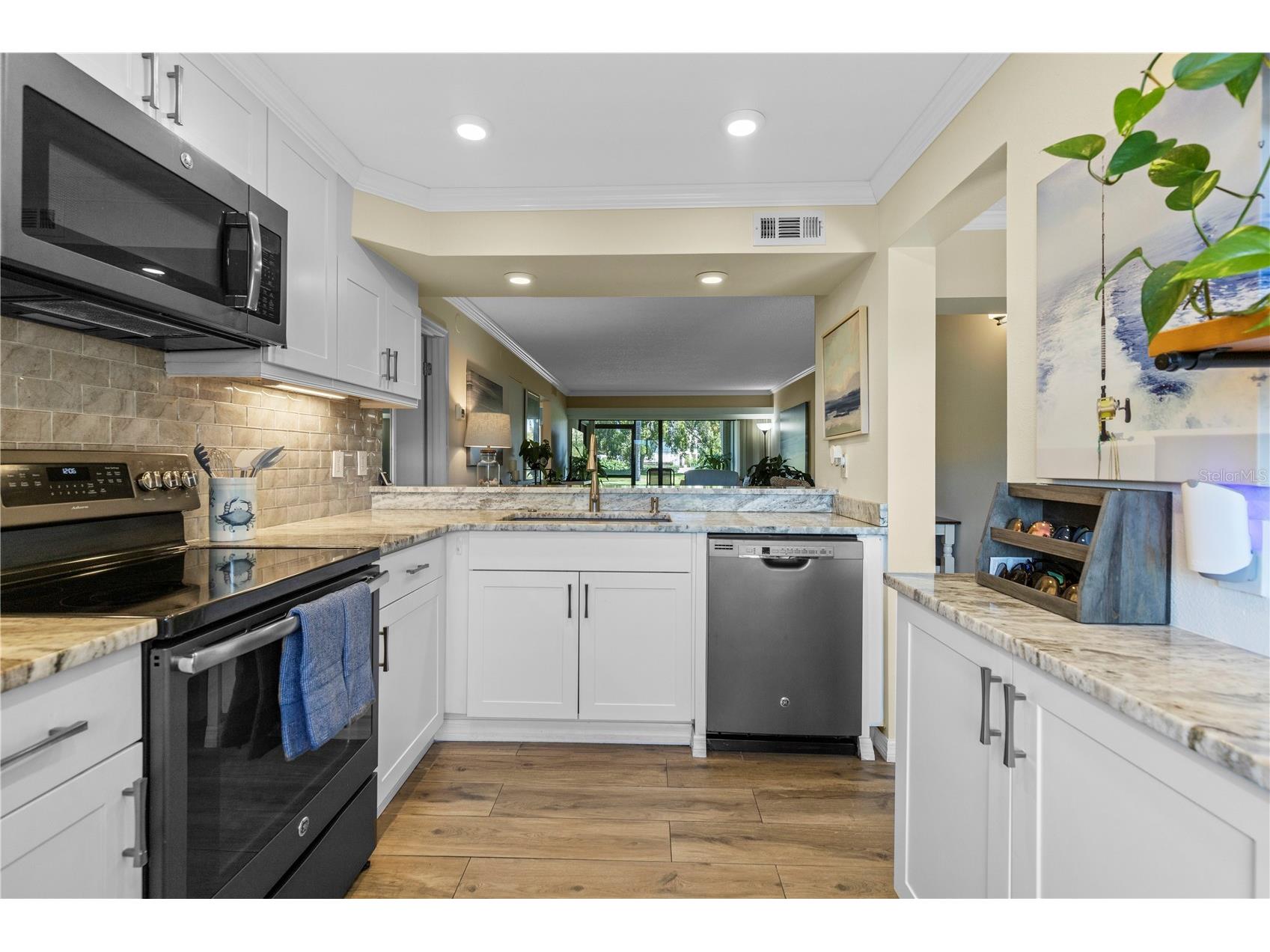 6104 Palma Del Mar Boulevard S #102A Saint Petersburg FL 33715 TB8527128 image7