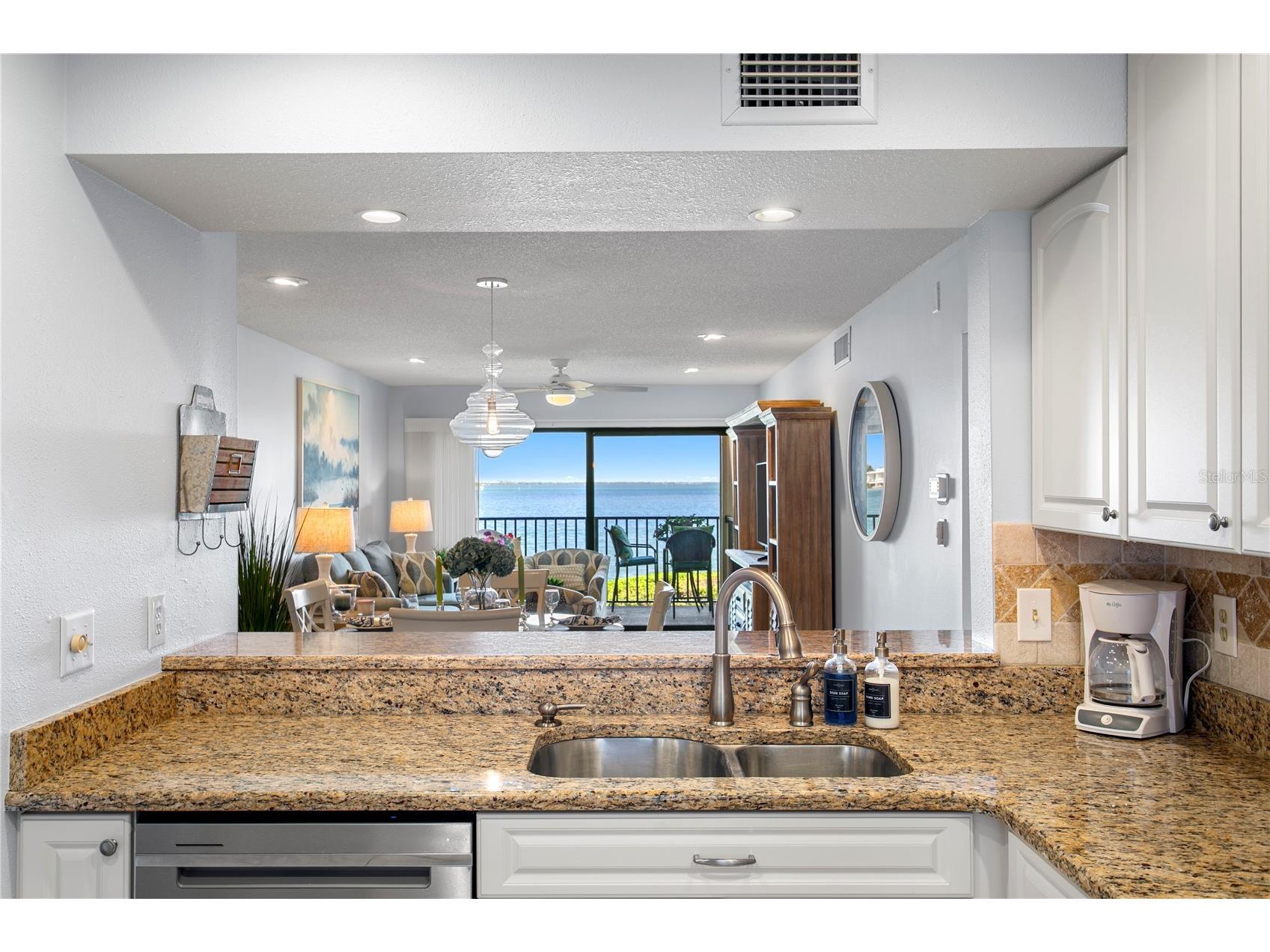 6104 Palma Del Mar Boulevard S #210 Saint Petersburg FL 33715 - BOCA CIEGA CHANNEL TB8500560 image21