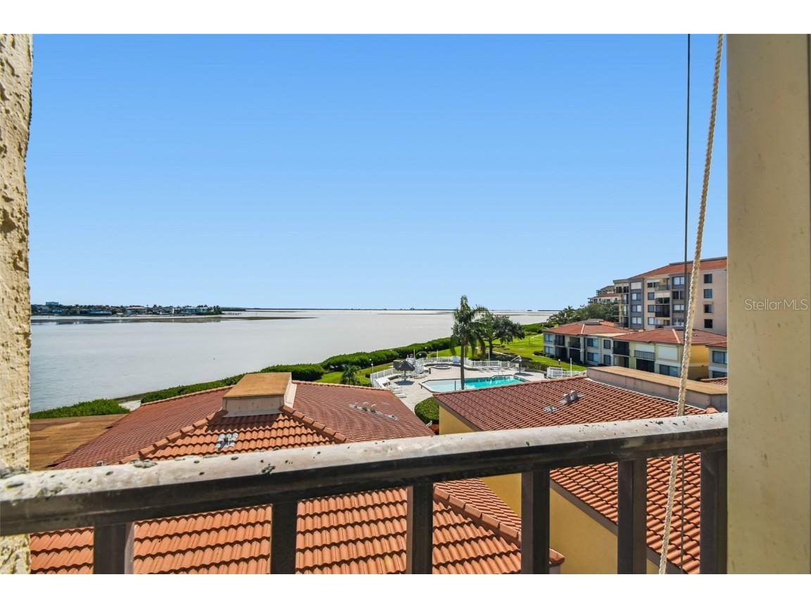 6104 Palma Del Mar Boulevard S #402 Saint Petersburg FL 33715 - BOCA CIEGA BAY TB8448673 image25