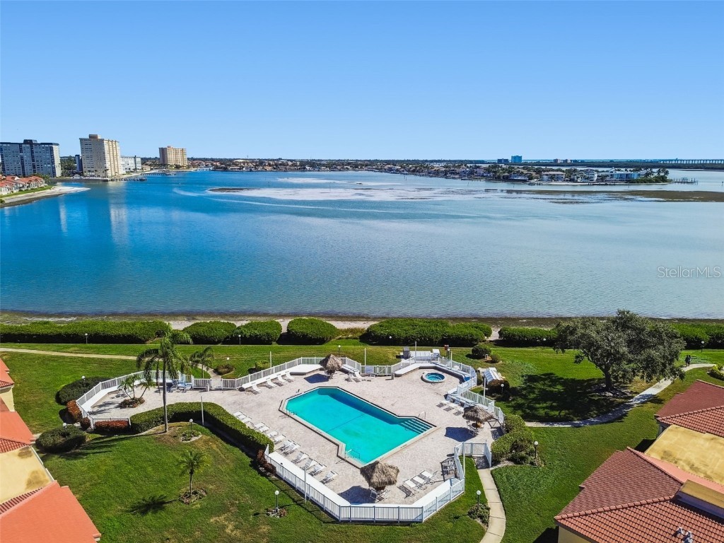 6104 Palma Del Mar Boulevard S #402 Saint Petersburg FL 33715 - BOCA CIEGA BAY TB8448673 image34