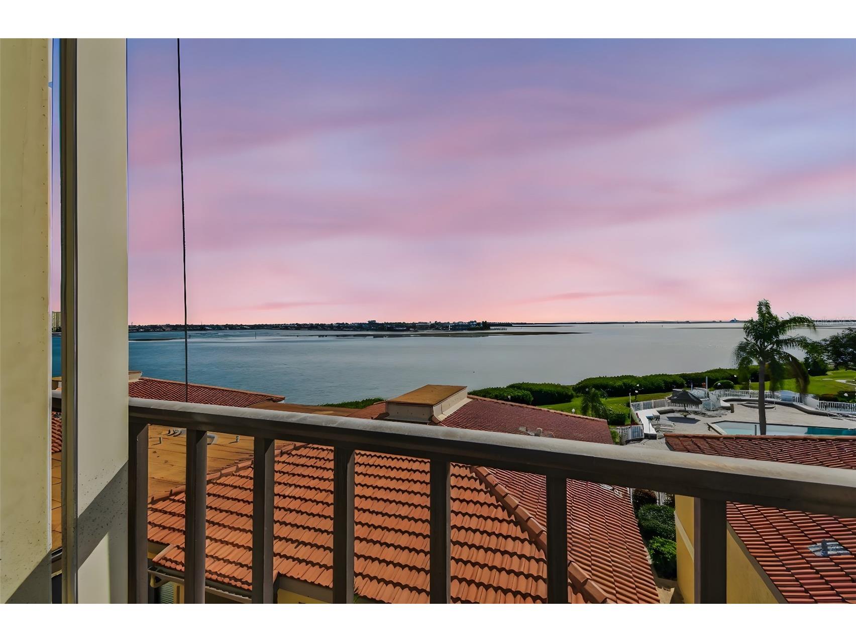 6104 Palma Del Mar Boulevard S #402 Saint Petersburg FL 33715 - BOCA CIEGA BAY TB8463921 image3