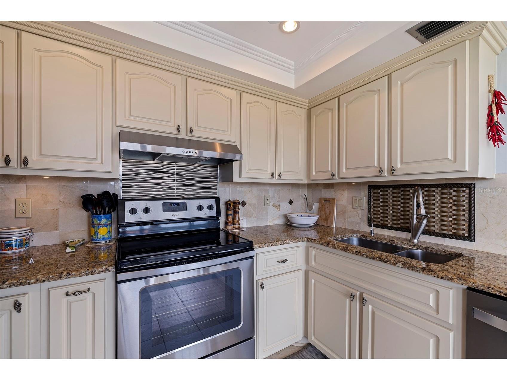 6104 Palma Del Mar Boulevard S #404 Saint Petersburg FL 33715 - BOCA CIEGA BAY TB8460253 image12