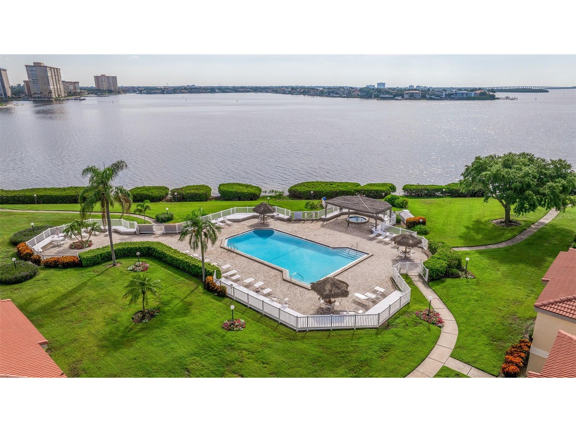6104 Palma Del Mar Boulevard S #404 Saint Petersburg FL 33715 - BOCA CIEGA BAY TB8460253 image36