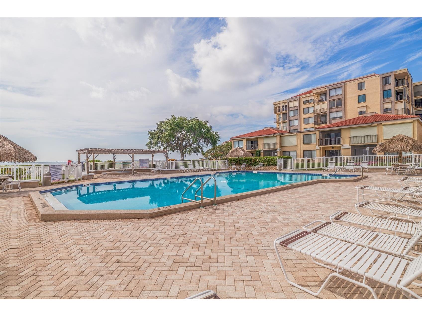 6104 Palma Del Mar Boulevard S #404 Saint Petersburg FL 33715 - BOCA CIEGA BAY TB8460253 image38
