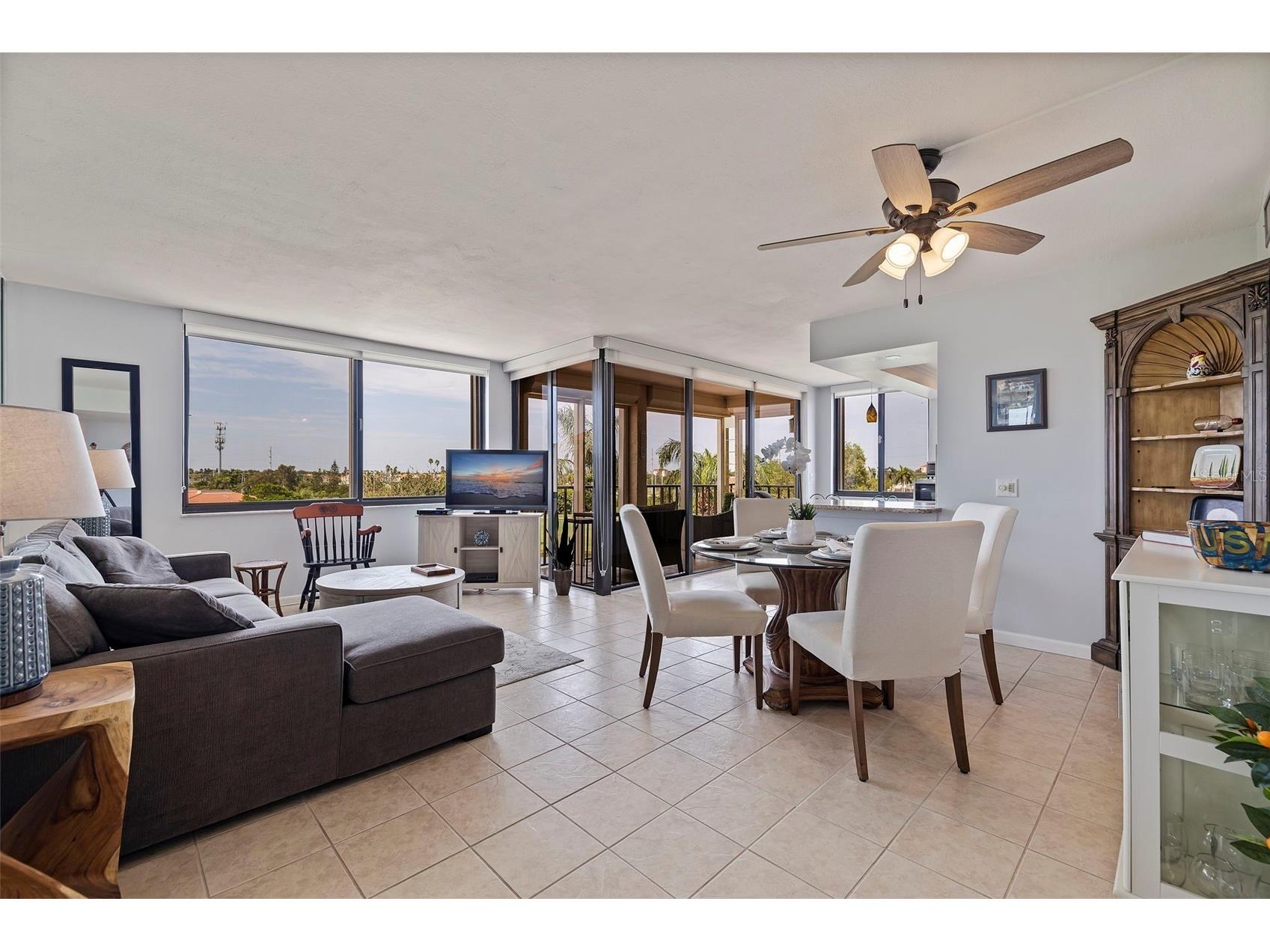 6104 Palma Del Mar Boulevard S #404 Saint Petersburg FL 33715 - BOCA CIEGA BAY TB8460253 image5