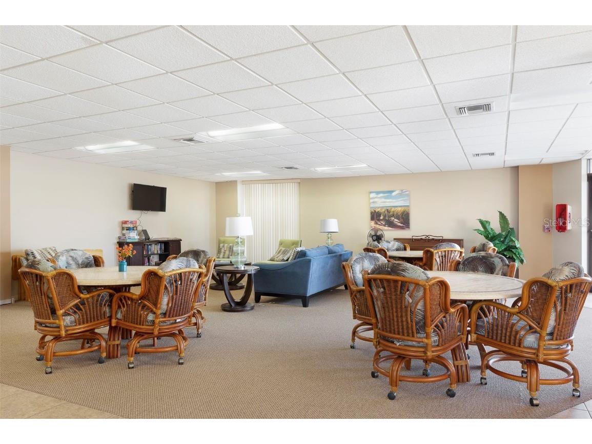 6104 Palma Del Mar Boulevard S #405 Saint Petersburg FL 33715 TB8452047 image17