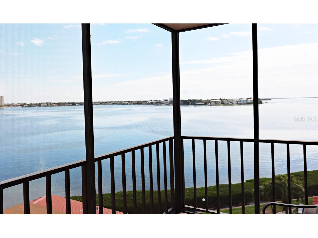 6104 Palma Del Mar Boulevard S #507 Saint Petersburg FL 33715 U8233697 image1