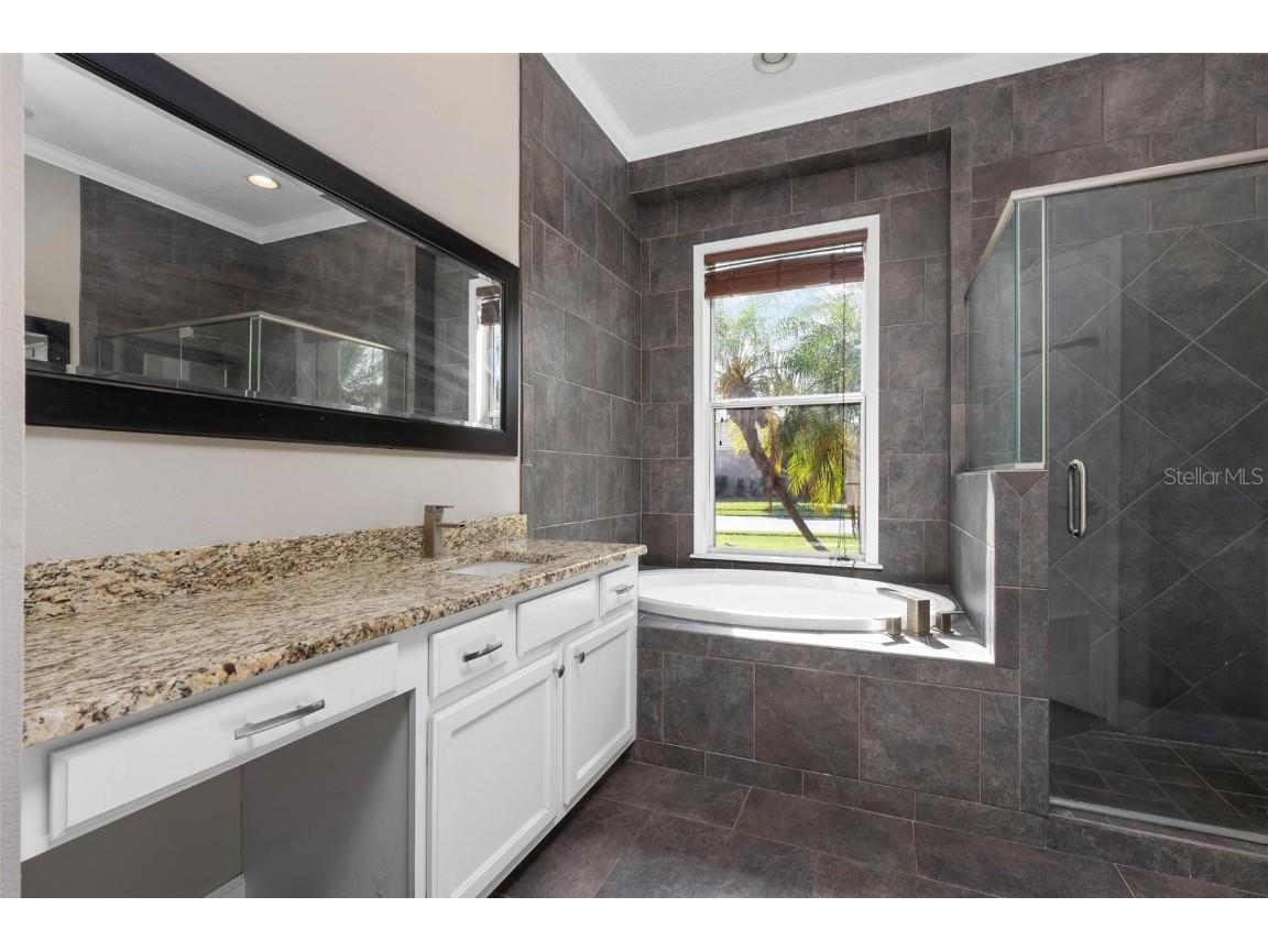 6105 47th Street E Bradenton FL 34203 A4670990 image32