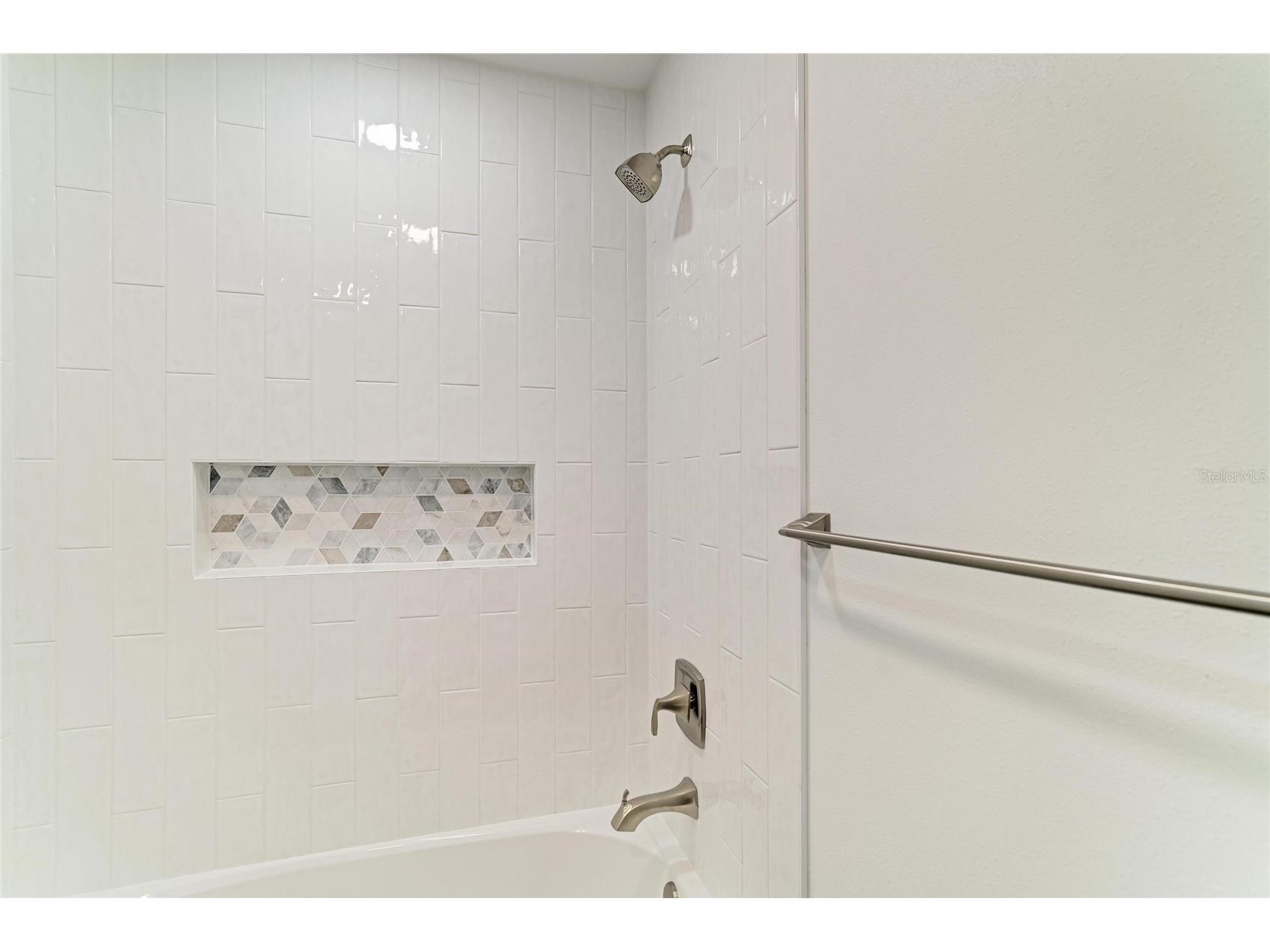 6105 7th Avenue Drive W Bradenton FL 34209 A4688111 image37