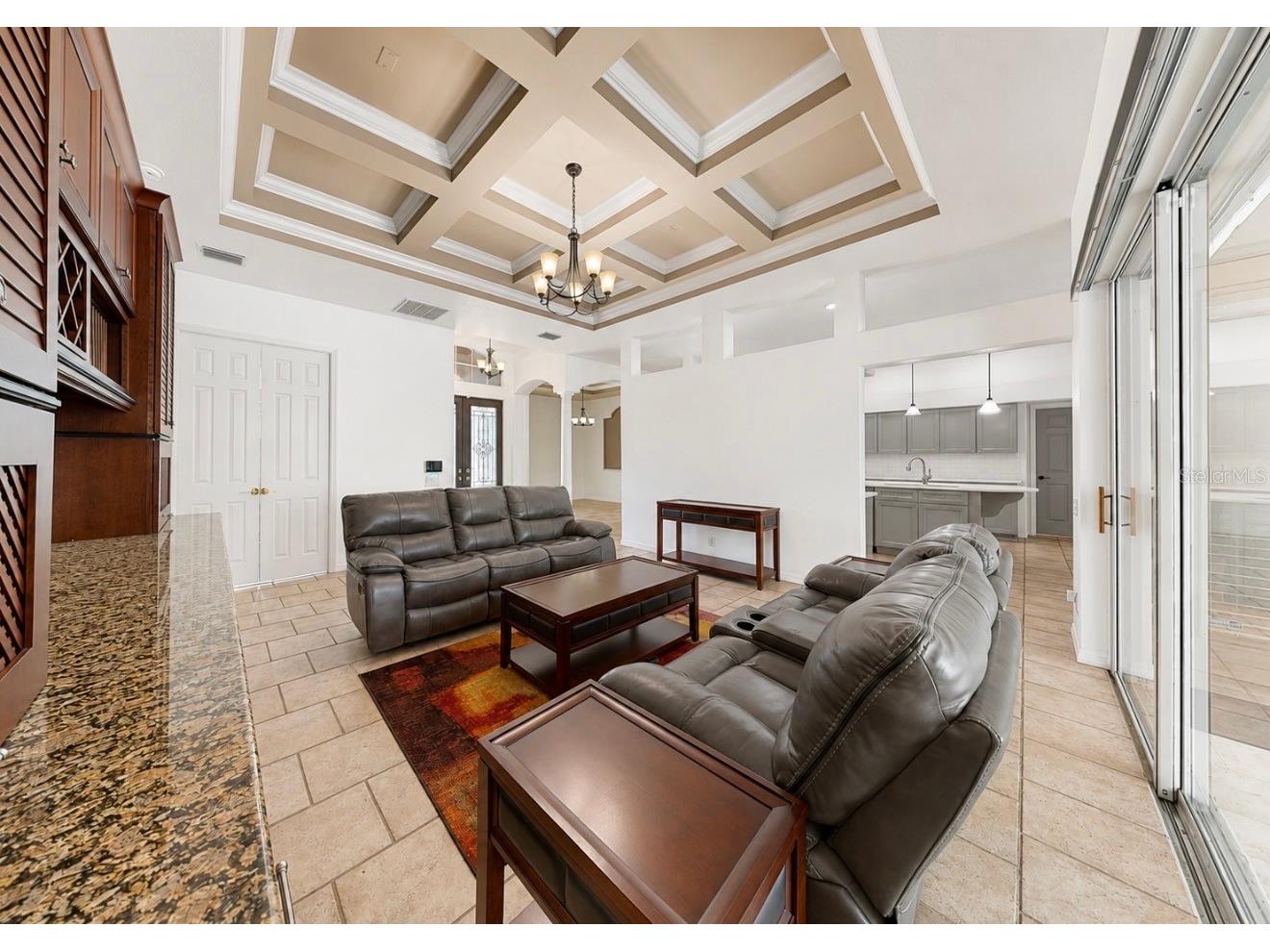 6105 Audubon Manor Boulevard Lithia FL 33547 TB8532375 image12