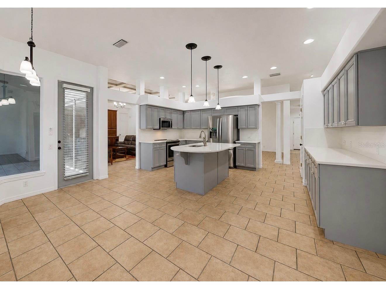 6105 Audubon Manor Boulevard Lithia FL 33547 TB8532375 image24