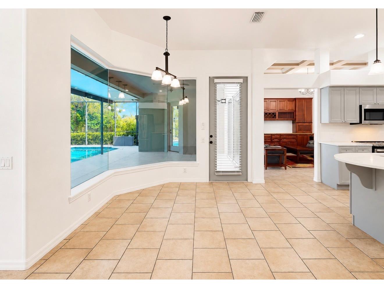 6105 Audubon Manor Boulevard Lithia FL 33547 TB8532375 image26