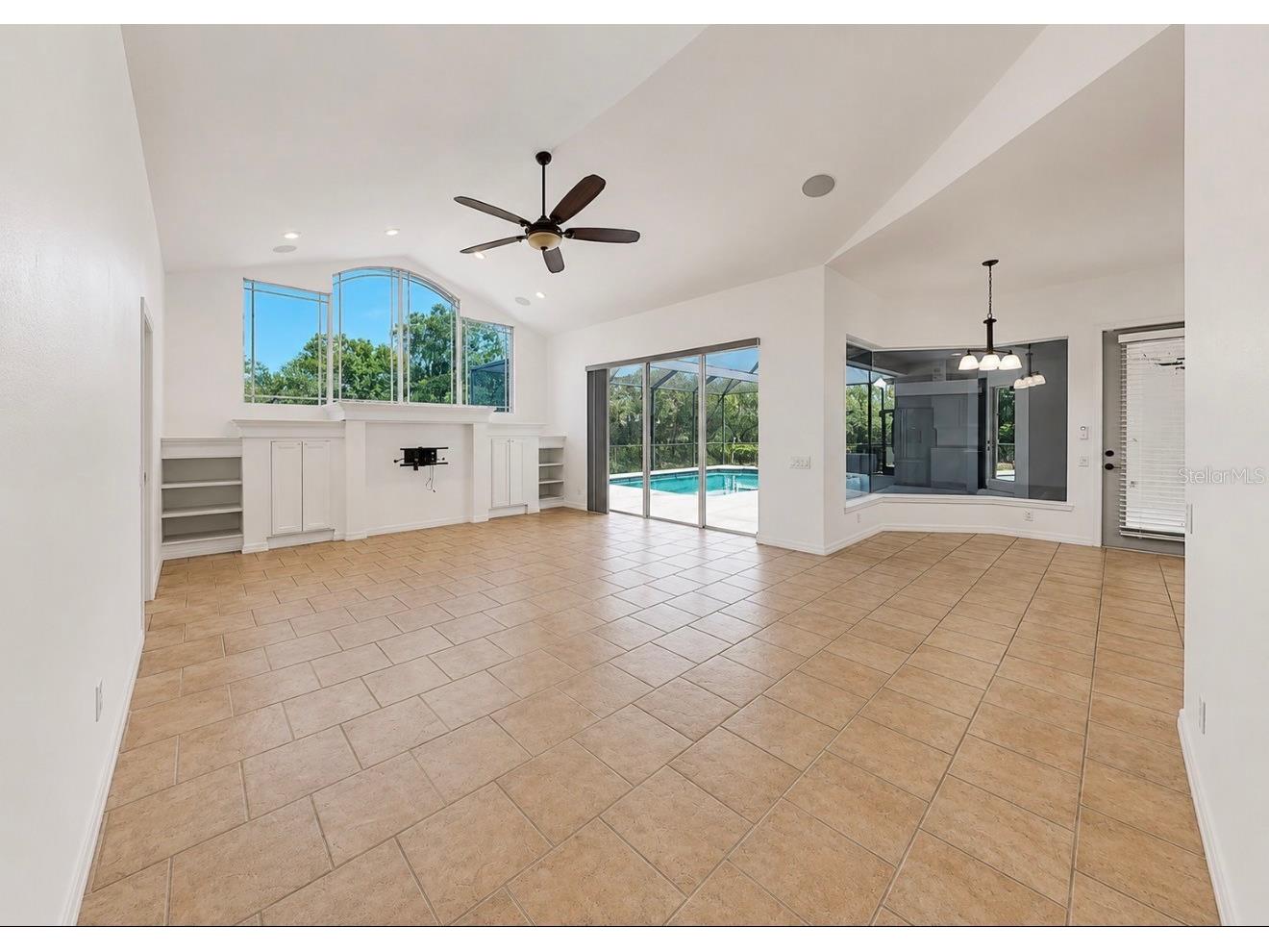 6105 Audubon Manor Boulevard Lithia FL 33547 TB8532375 image28