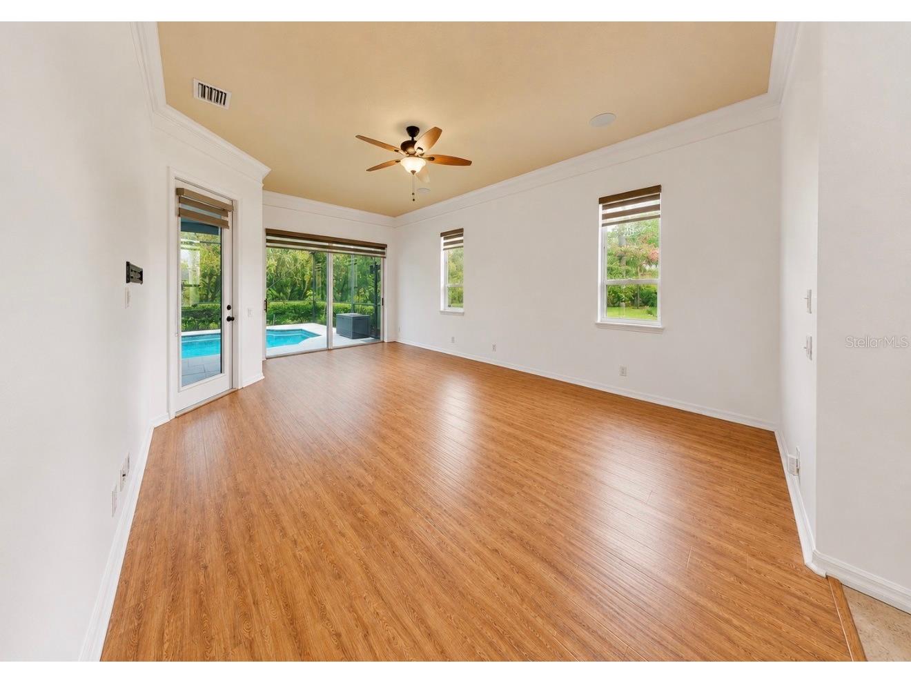 6105 Audubon Manor Boulevard Lithia FL 33547 TB8532375 image32