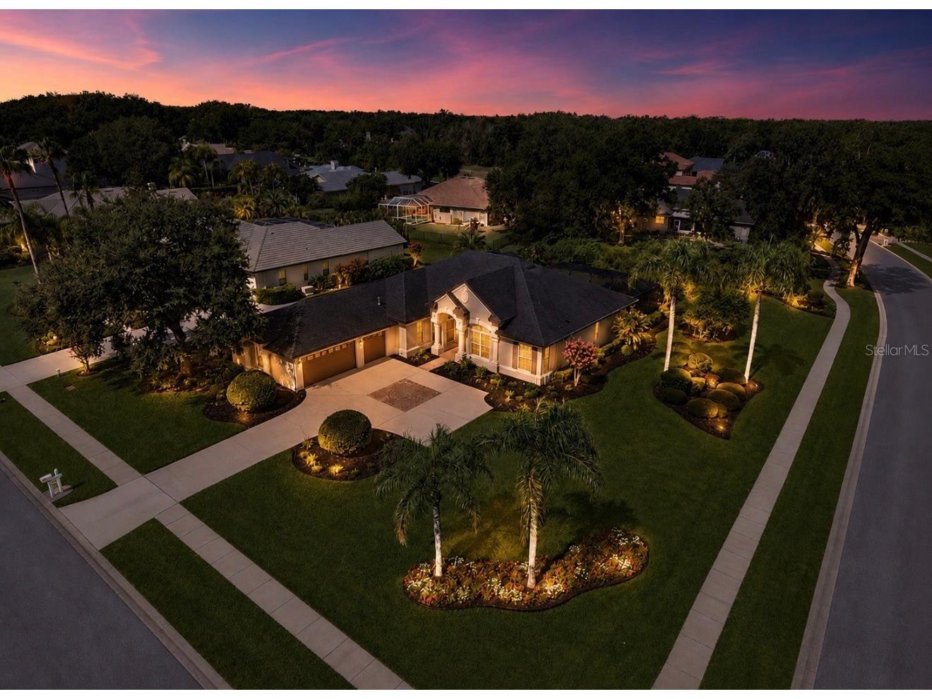 6105 Audubon Manor Boulevard Lithia FL 33547 TB8532375 image72